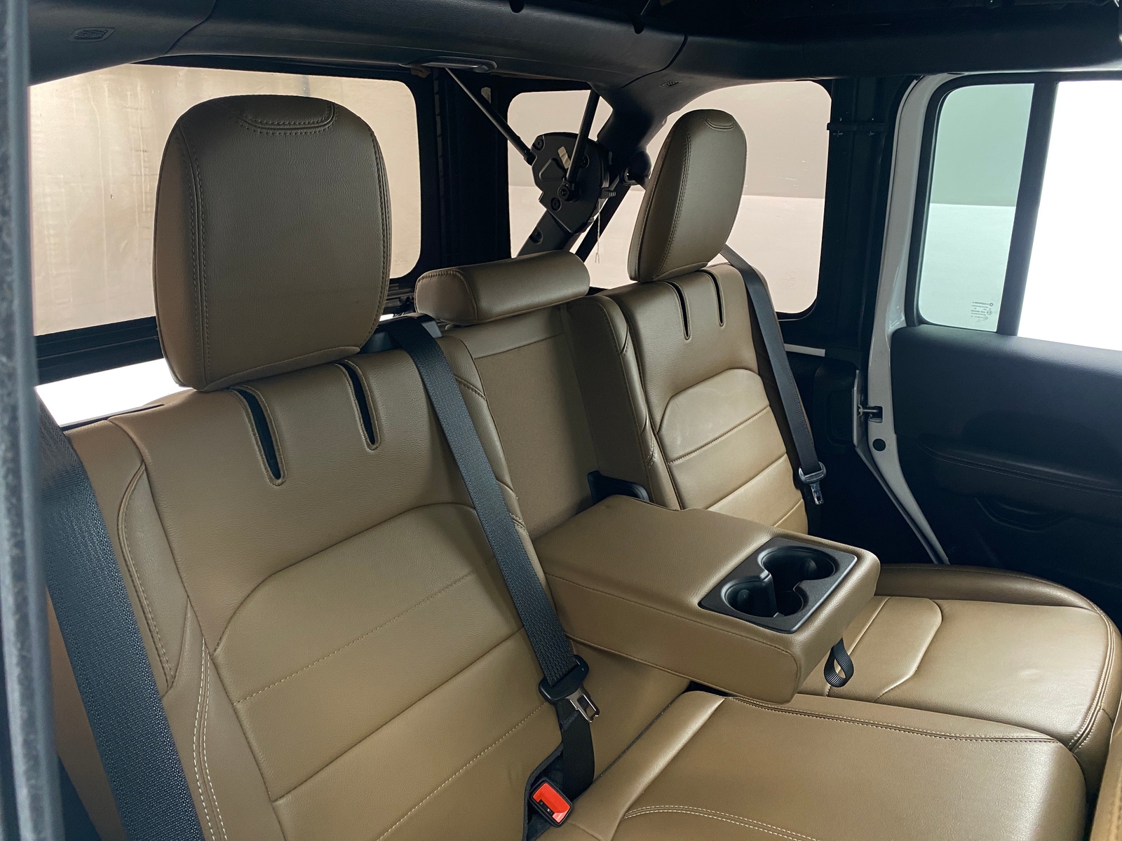 Thumbnail: 2022 Jeep Wrangler - 5