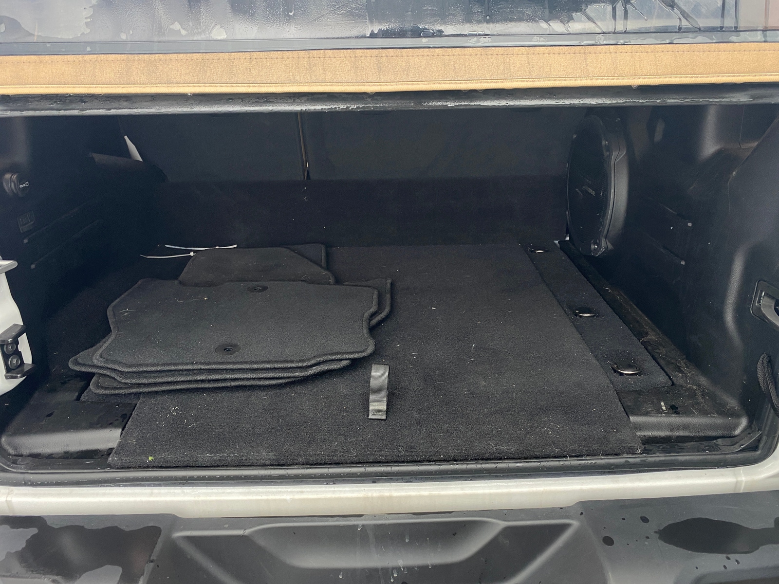 Thumbnail: 2022 Jeep Wrangler - 6