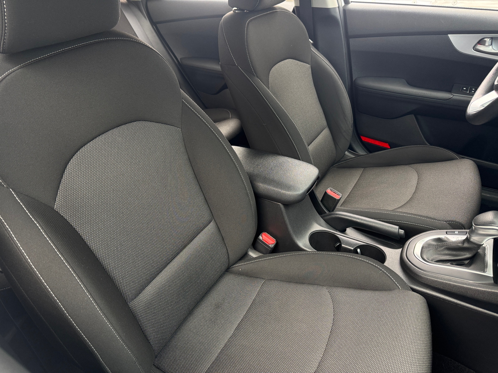 Thumbnail: 2023 Kia Forte - 2