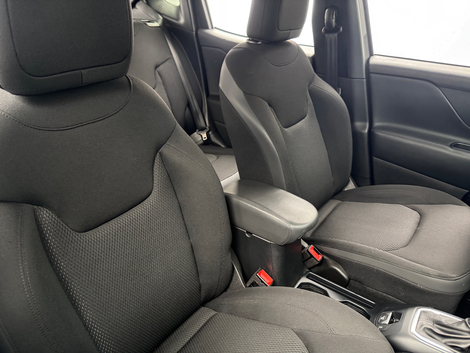 Thumbnail: 2020 Jeep Renegade - 2