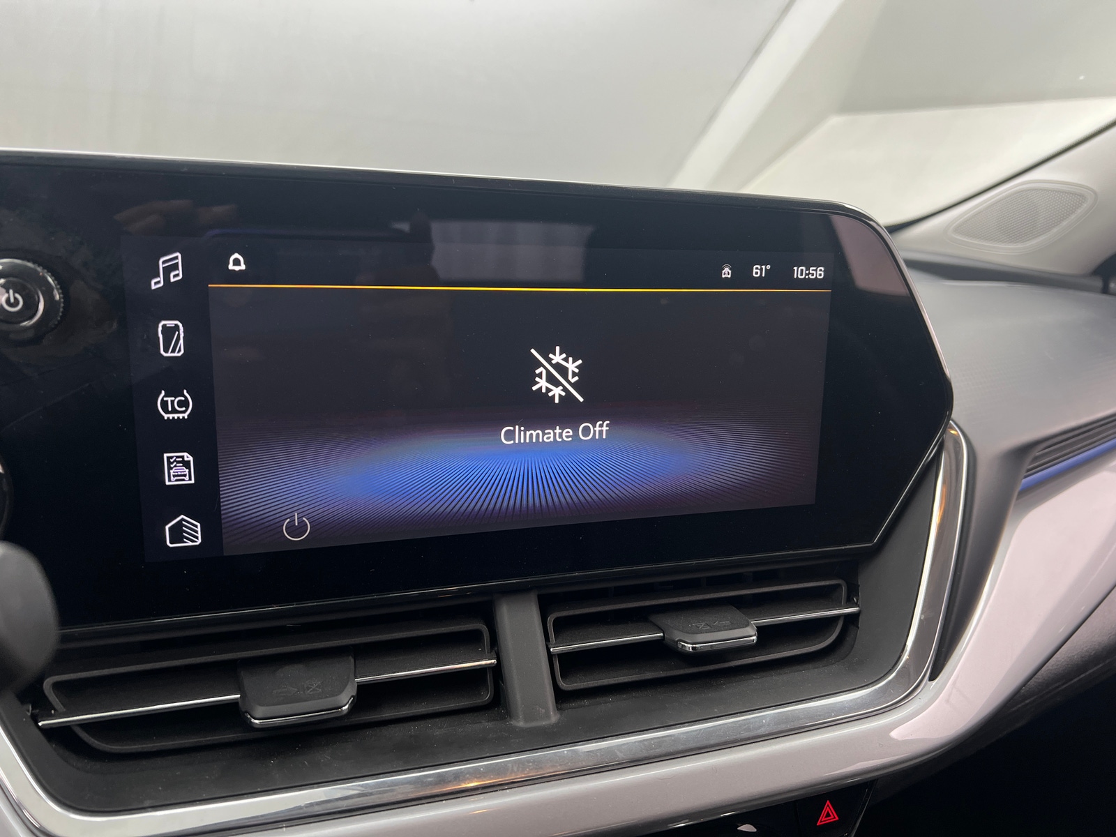 Thumbnail: 2025 Chevrolet Trax - 4