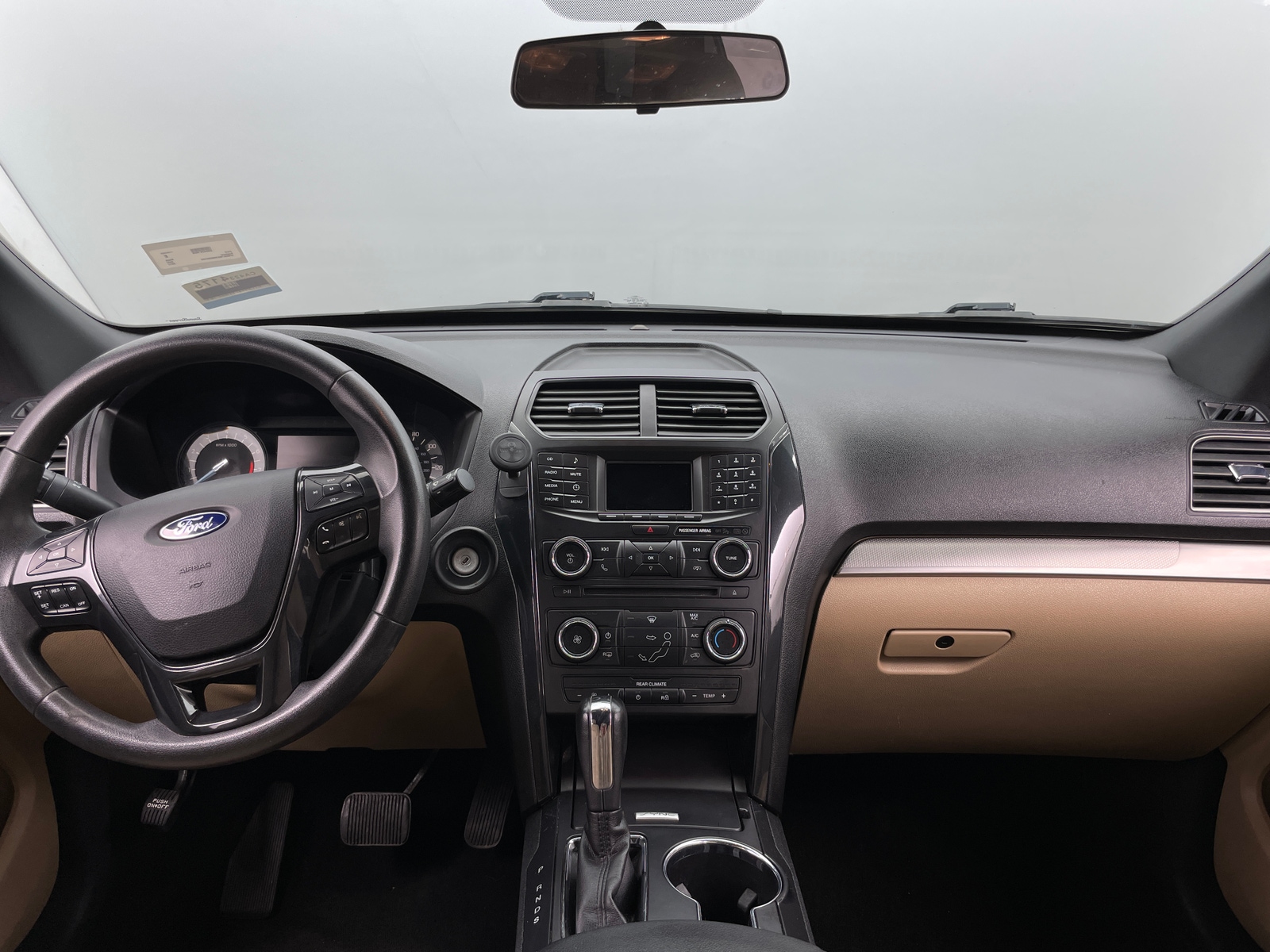 Thumbnail: 2017 Ford Explorer - 3