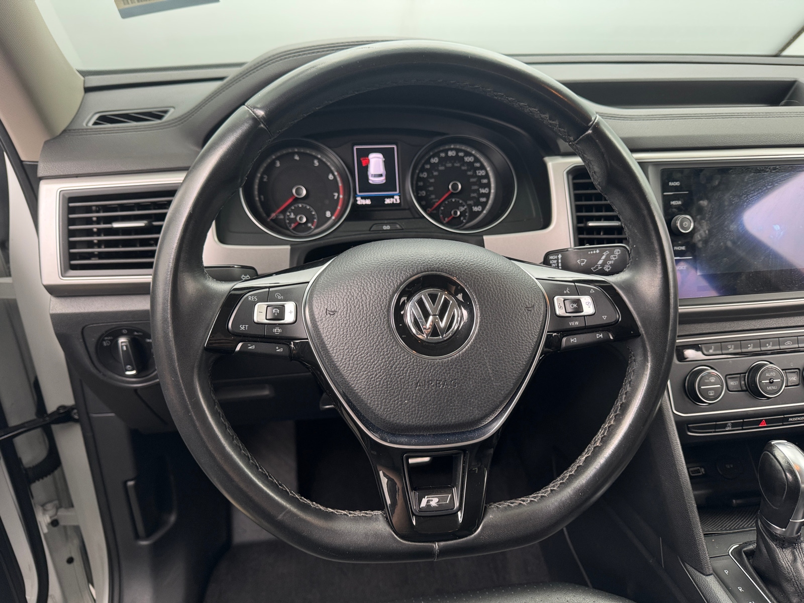 Thumbnail: 2019 Volkswagen Atlas - 4