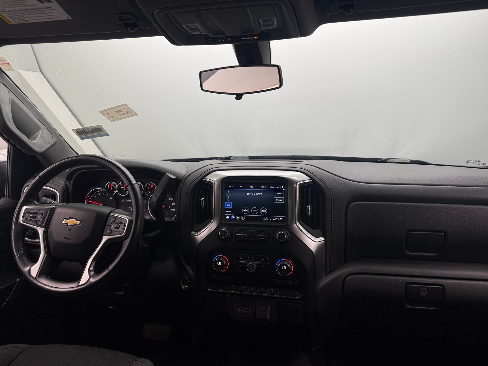 Thumbnail: 2019 Chevrolet Silverado 1500 - 3