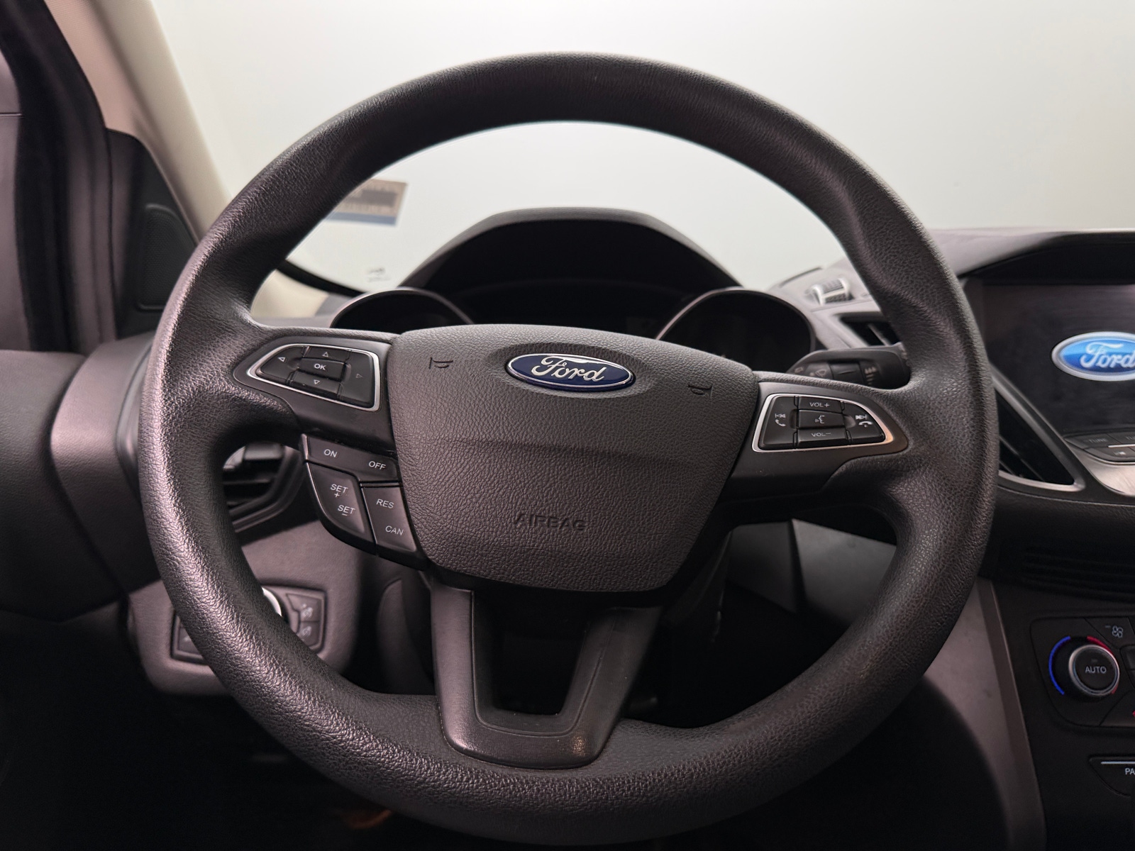 Thumbnail: 2019 Ford Escape - 5