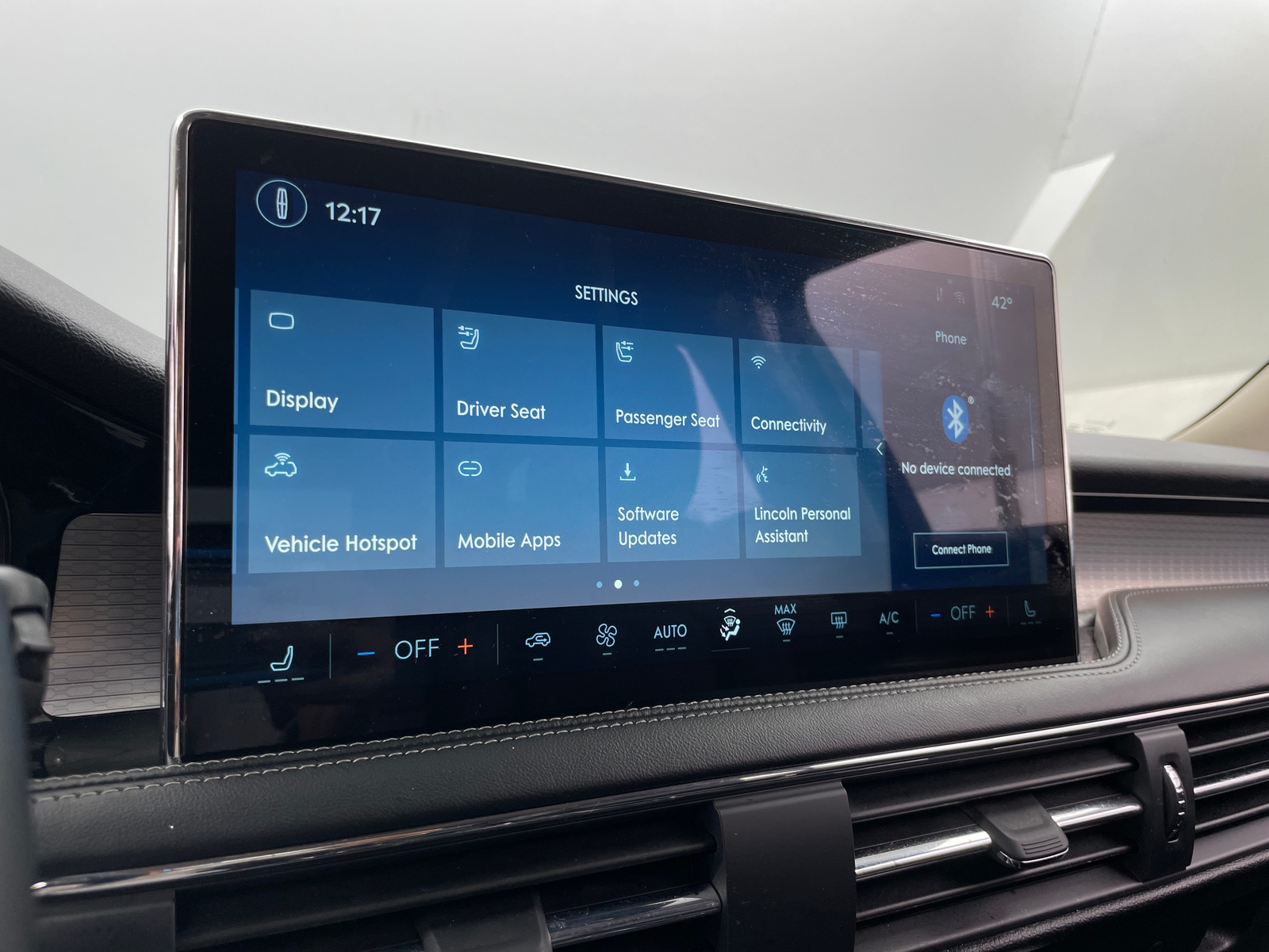 Thumbnail: 2025 Lincoln Corsair - 3