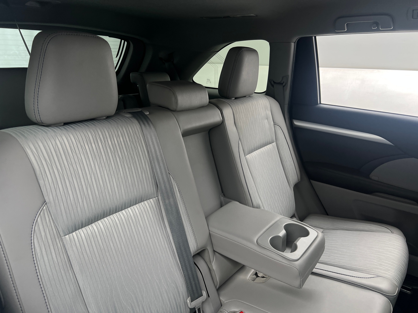 Thumbnail: 2019 Toyota Highlander - 6