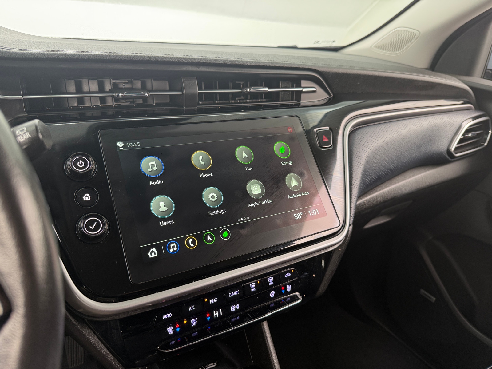 Thumbnail: 2022 Chevrolet Bolt EUV - 3