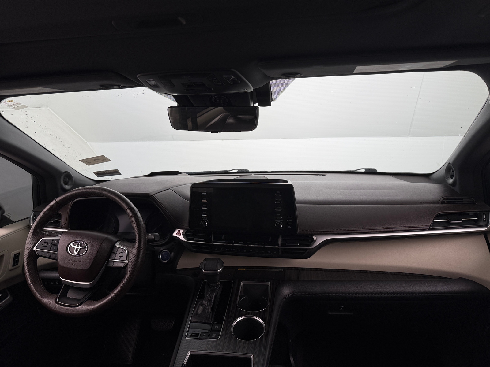 Thumbnail: 2021 Toyota Sienna - 2