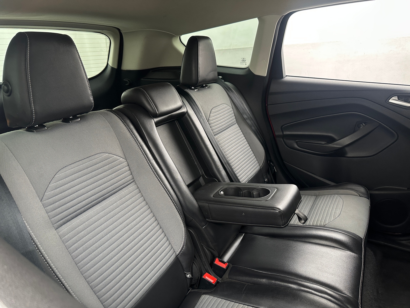 Thumbnail: 2019 Ford Escape - 6