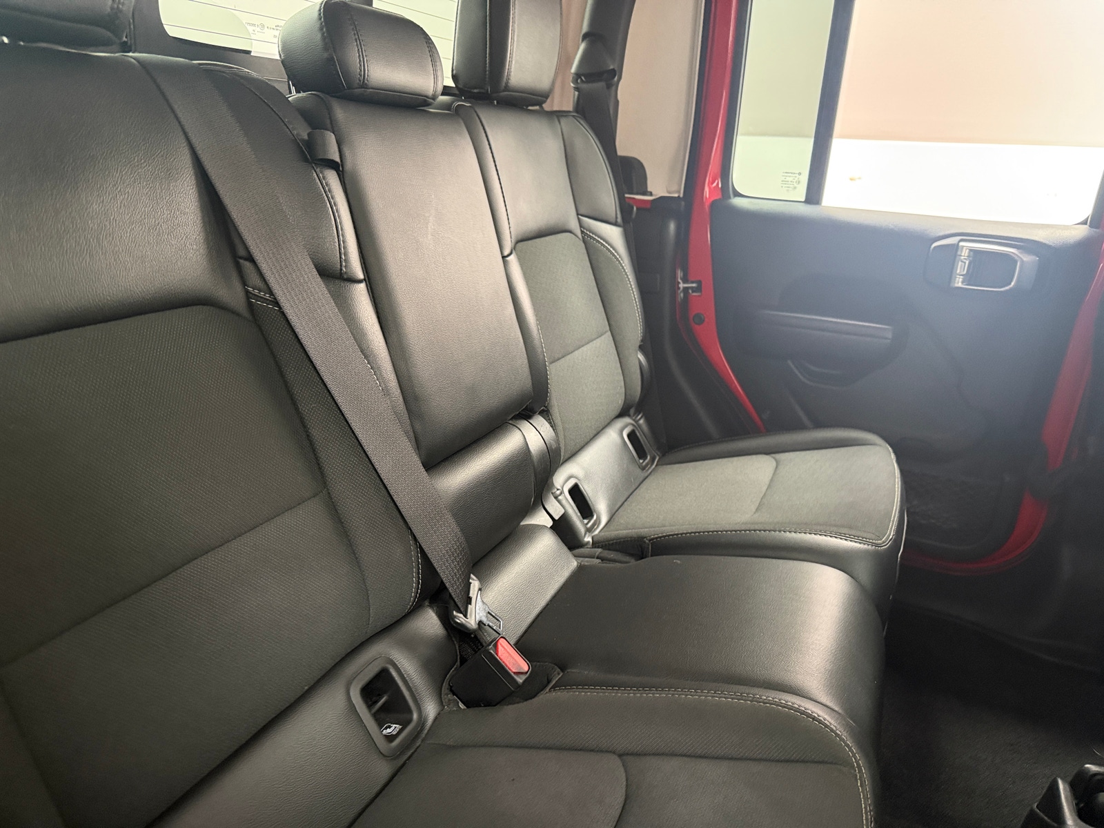 Thumbnail: 2021 Jeep Gladiator - 6