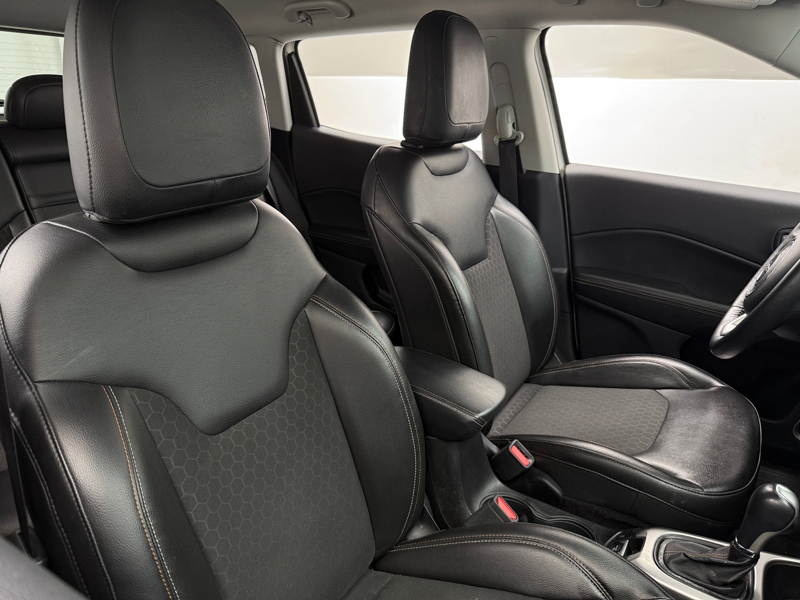 Thumbnail: 2018 Jeep Compass - 2