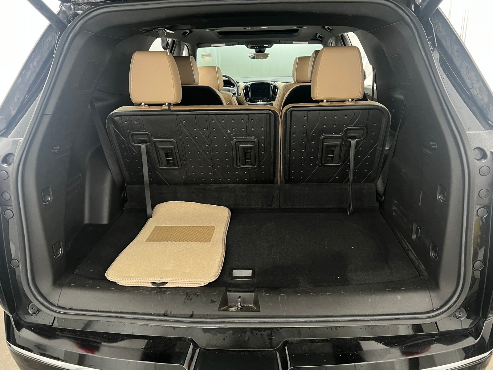 Thumbnail: 2023 Chevrolet Traverse - 6