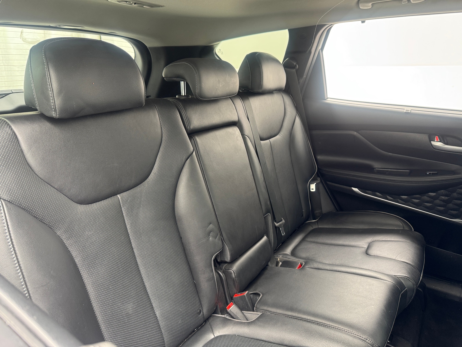 Thumbnail: 2022 Hyundai Santa Fe - 5