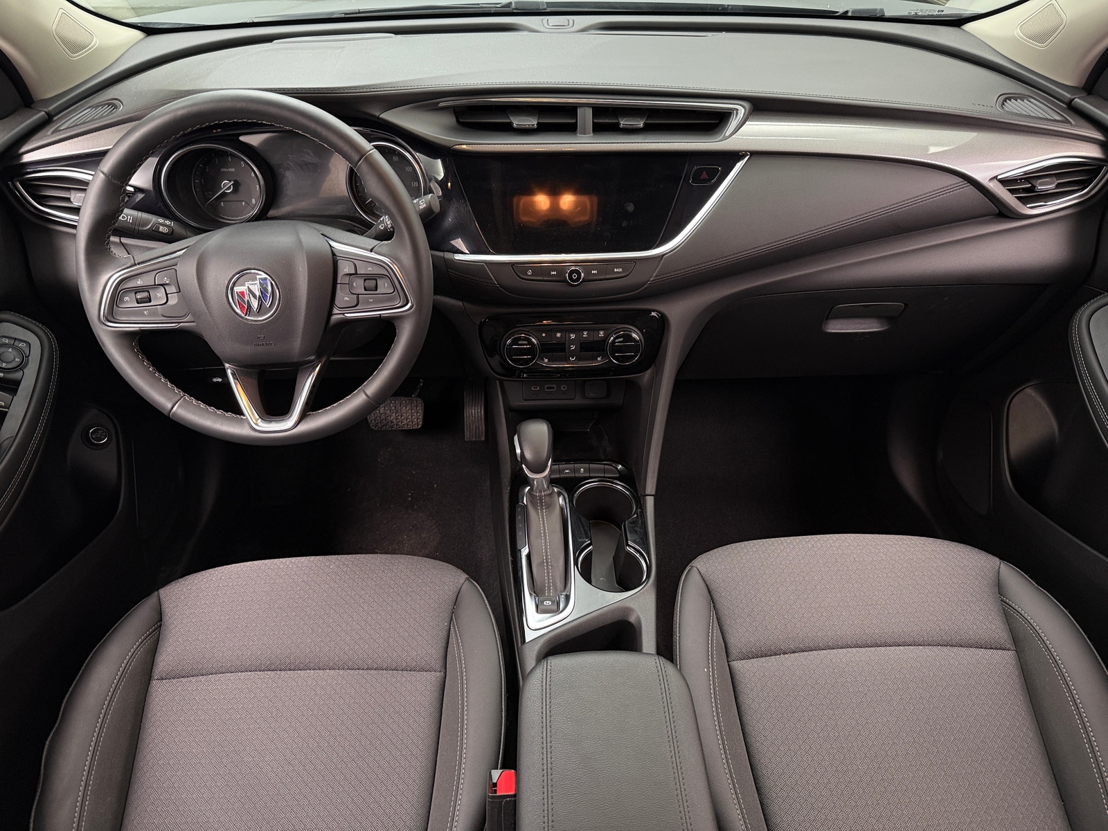 Thumbnail: 2022 Buick Encore GX - 3