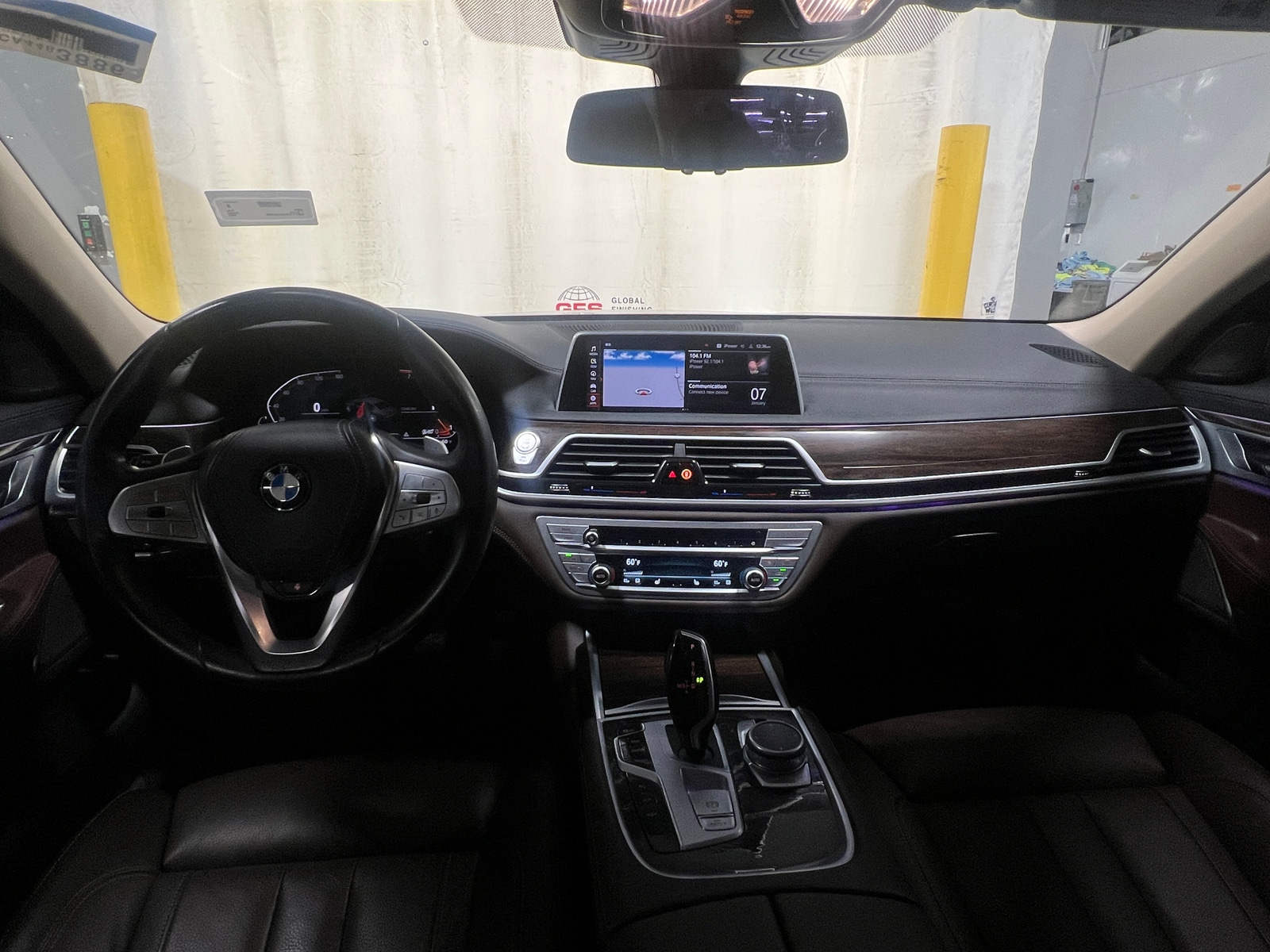 Thumbnail: 2022 BMW 7 Series - 2