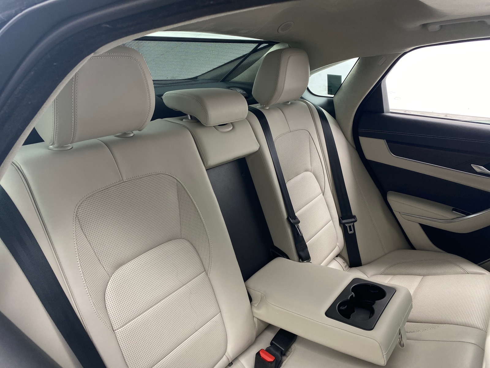 Thumbnail: 2022 Jaguar XF - 5