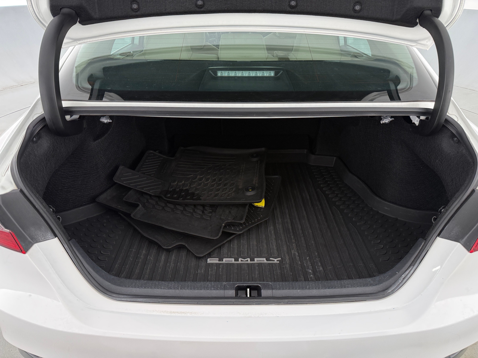 Thumbnail: 2023 Toyota Camry - 7