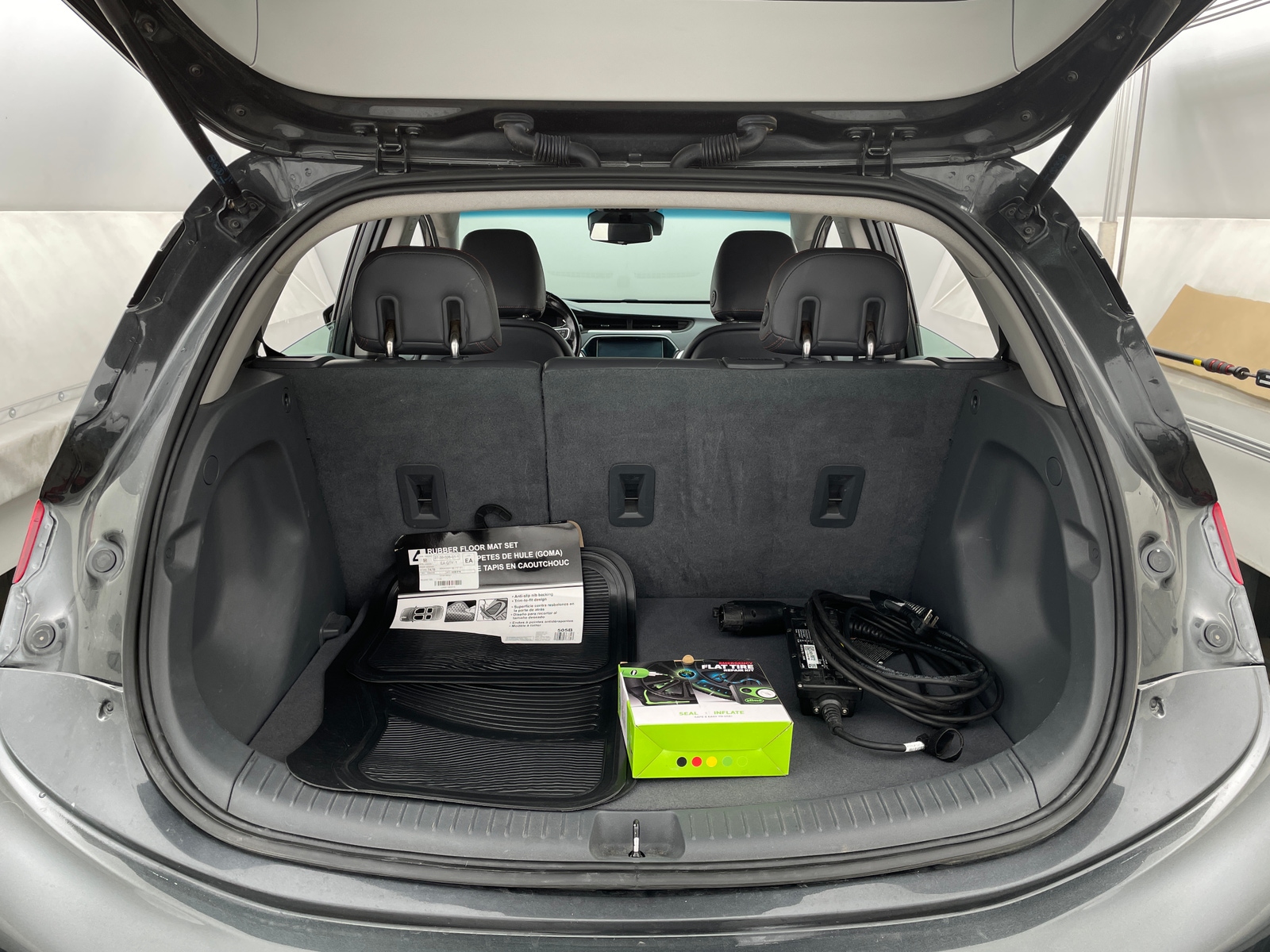 Thumbnail: 2017 Chevrolet Bolt EV - 6