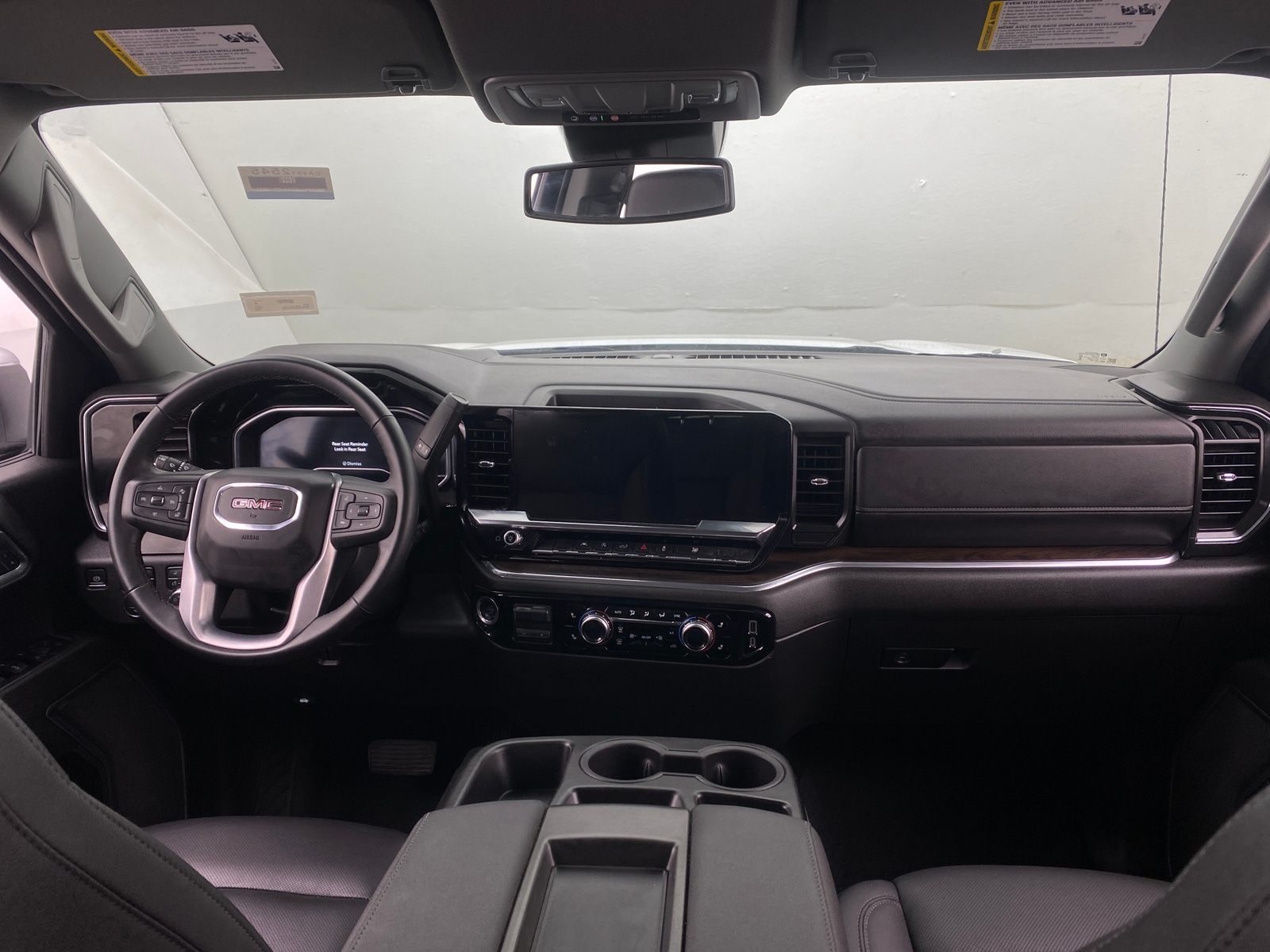 Thumbnail: 2025 GMC Sierra 1500 - 2