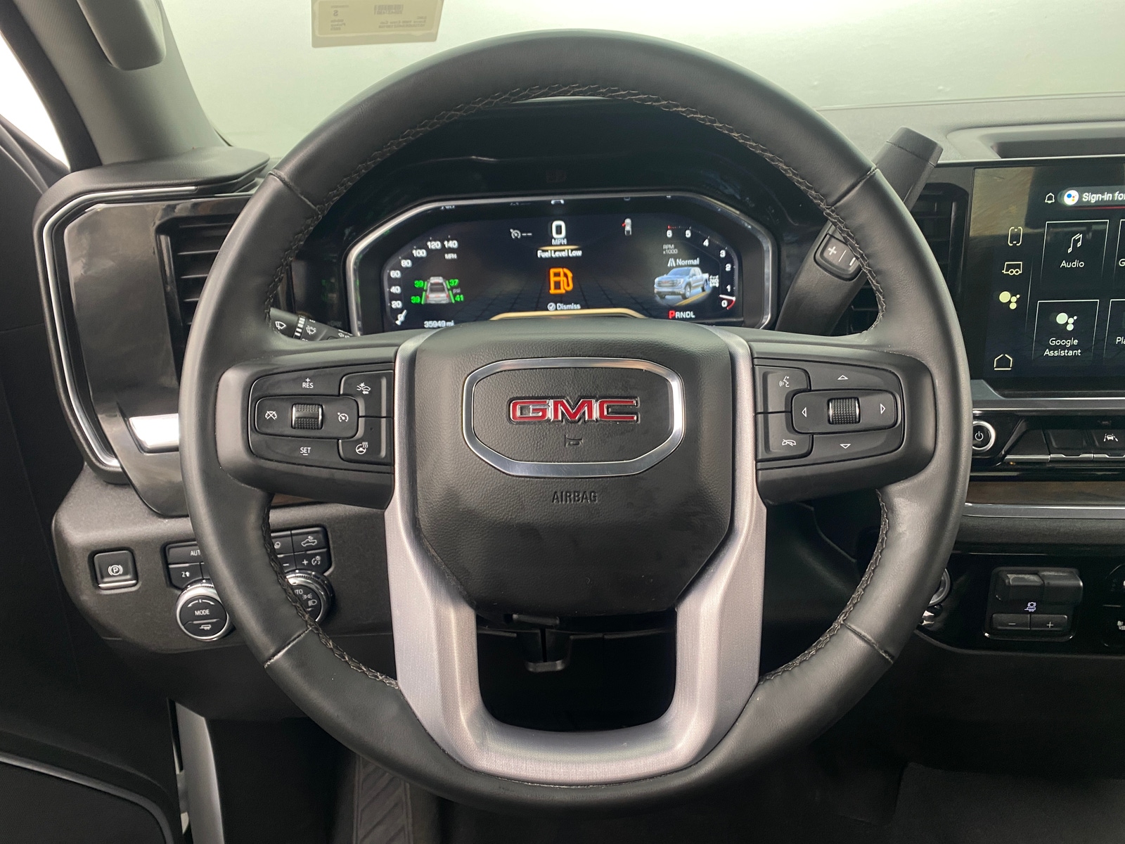 Thumbnail: 2025 GMC Sierra 1500 - 4