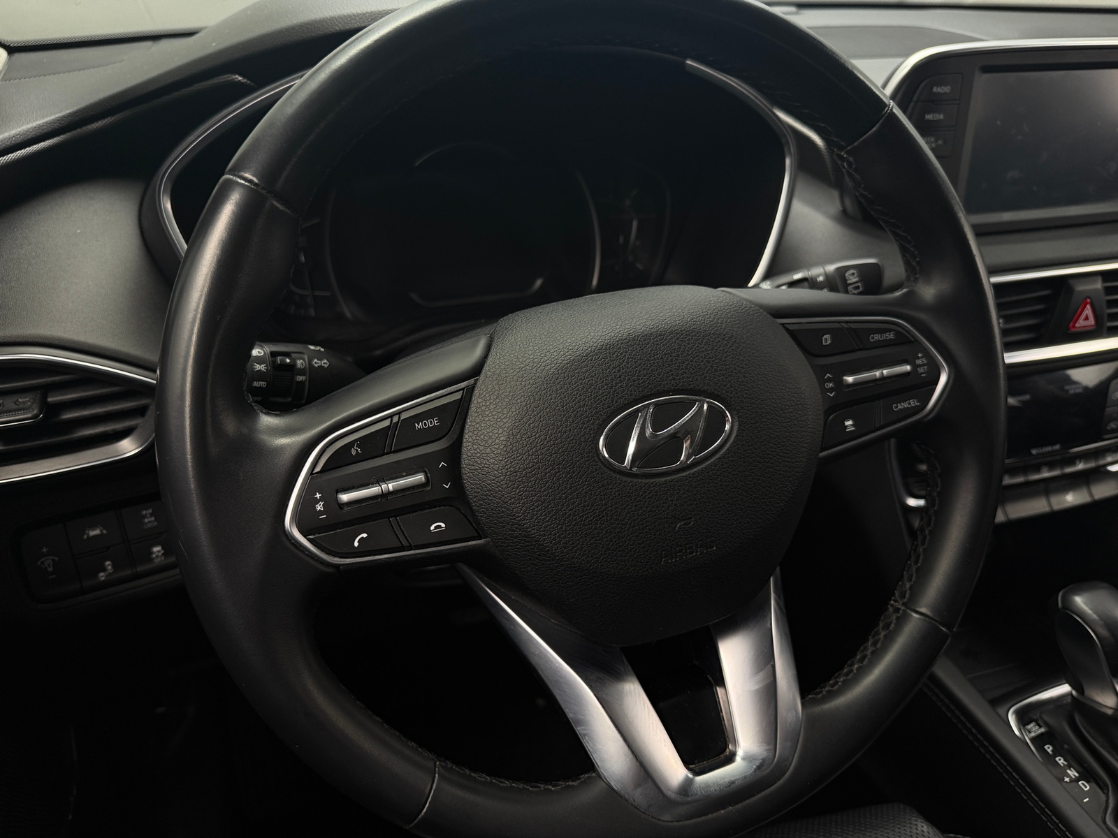 Thumbnail: 2020 Hyundai Santa Fe - 4