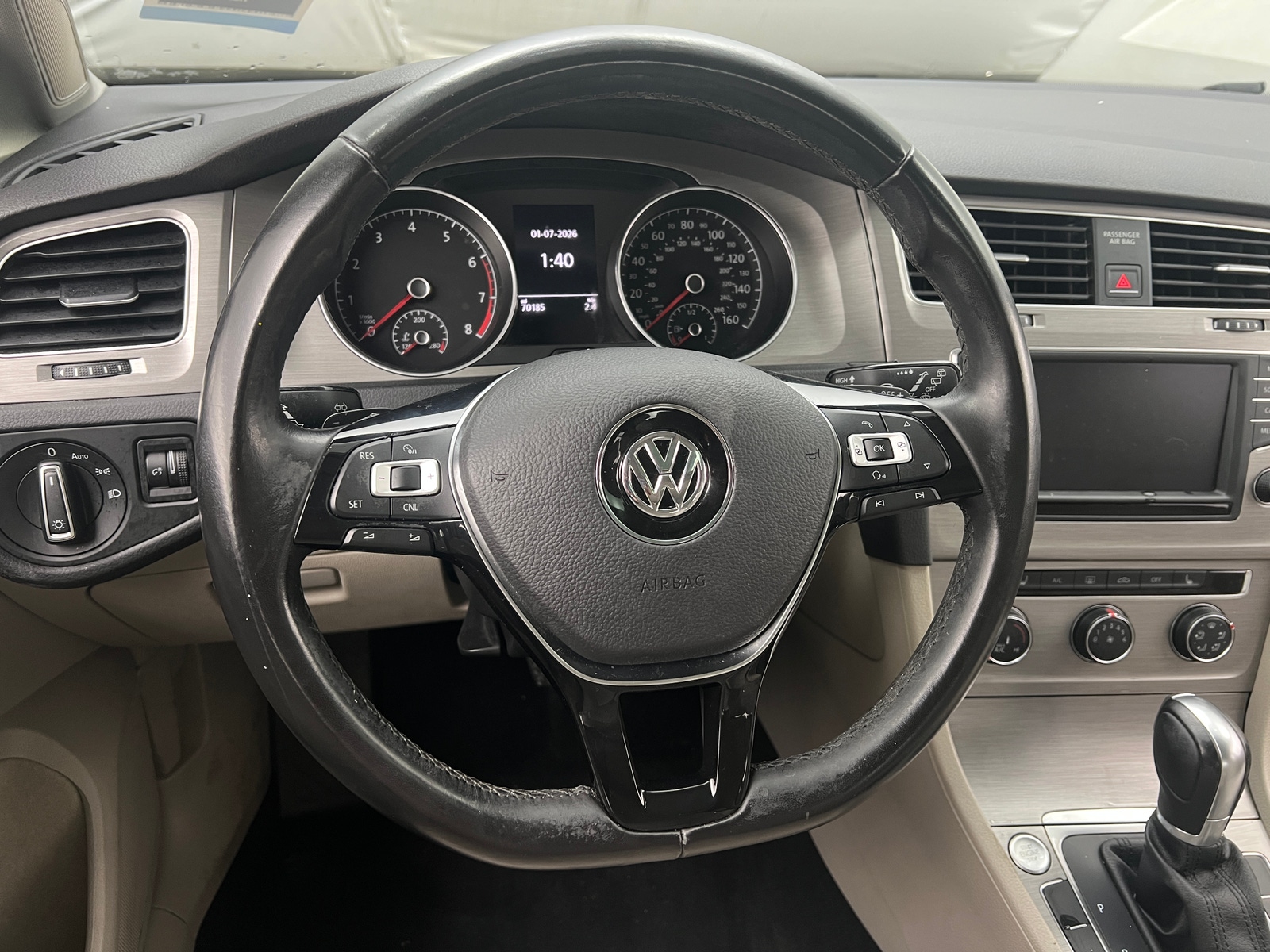 Thumbnail: 2017 Volkswagen Golf - 5