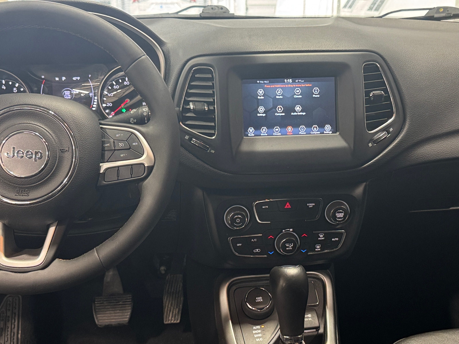 Thumbnail: 2021 Jeep Compass - 3