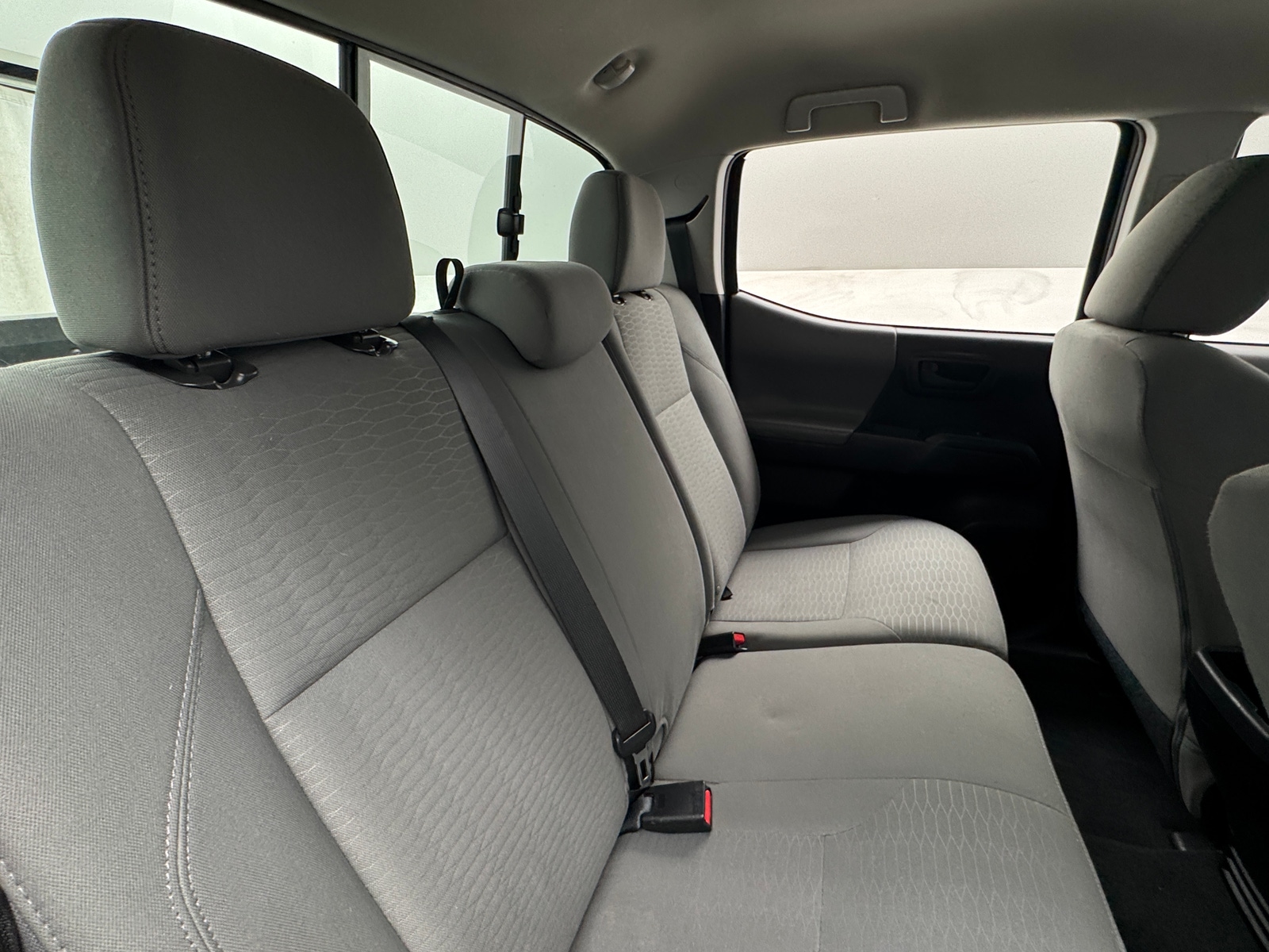 Thumbnail: 2018 Toyota Tacoma - 6