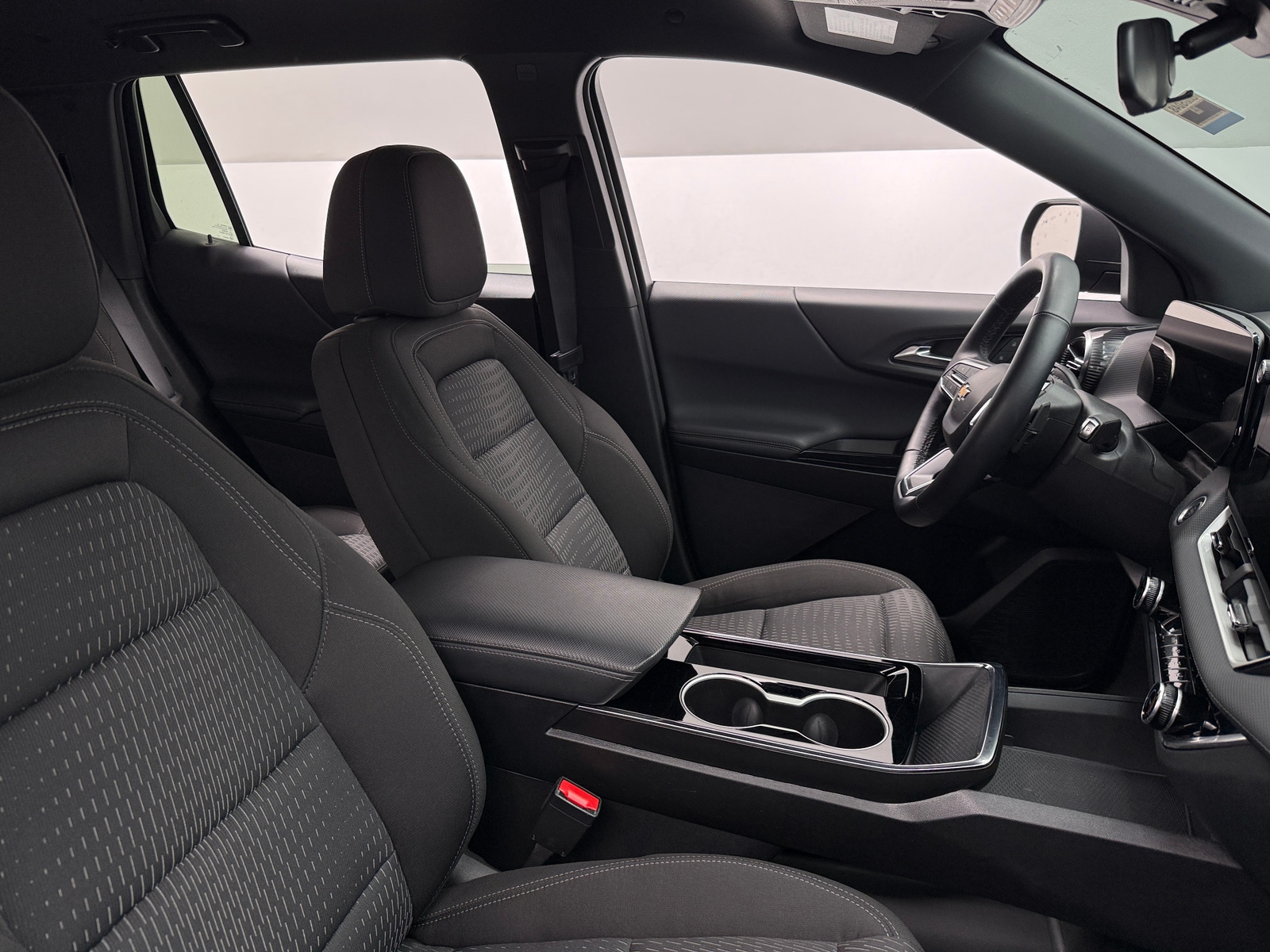 Thumbnail: 2025 Chevrolet Equinox - 2