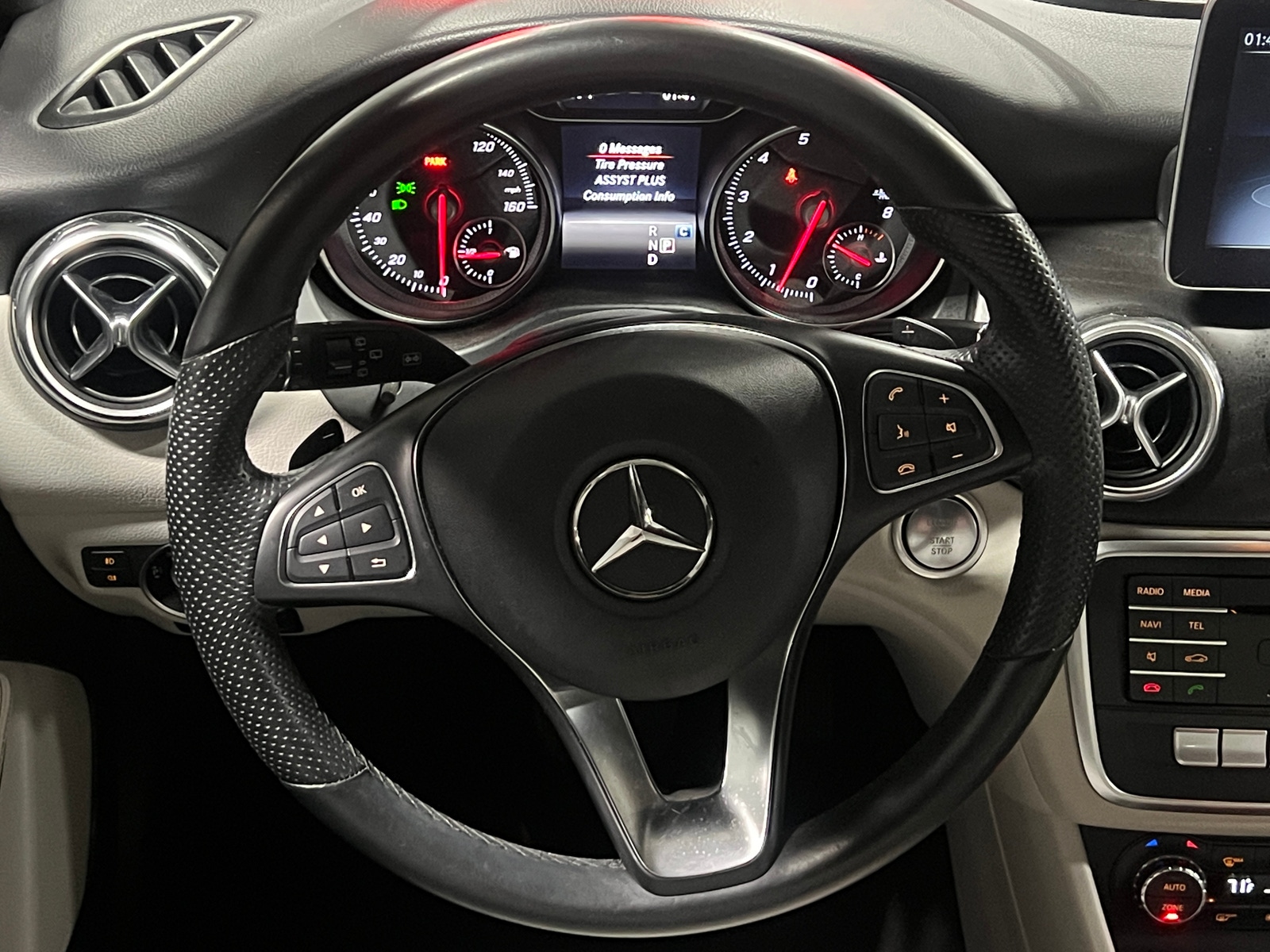 Thumbnail: 2020 Mercedes-Benz GLA - 4