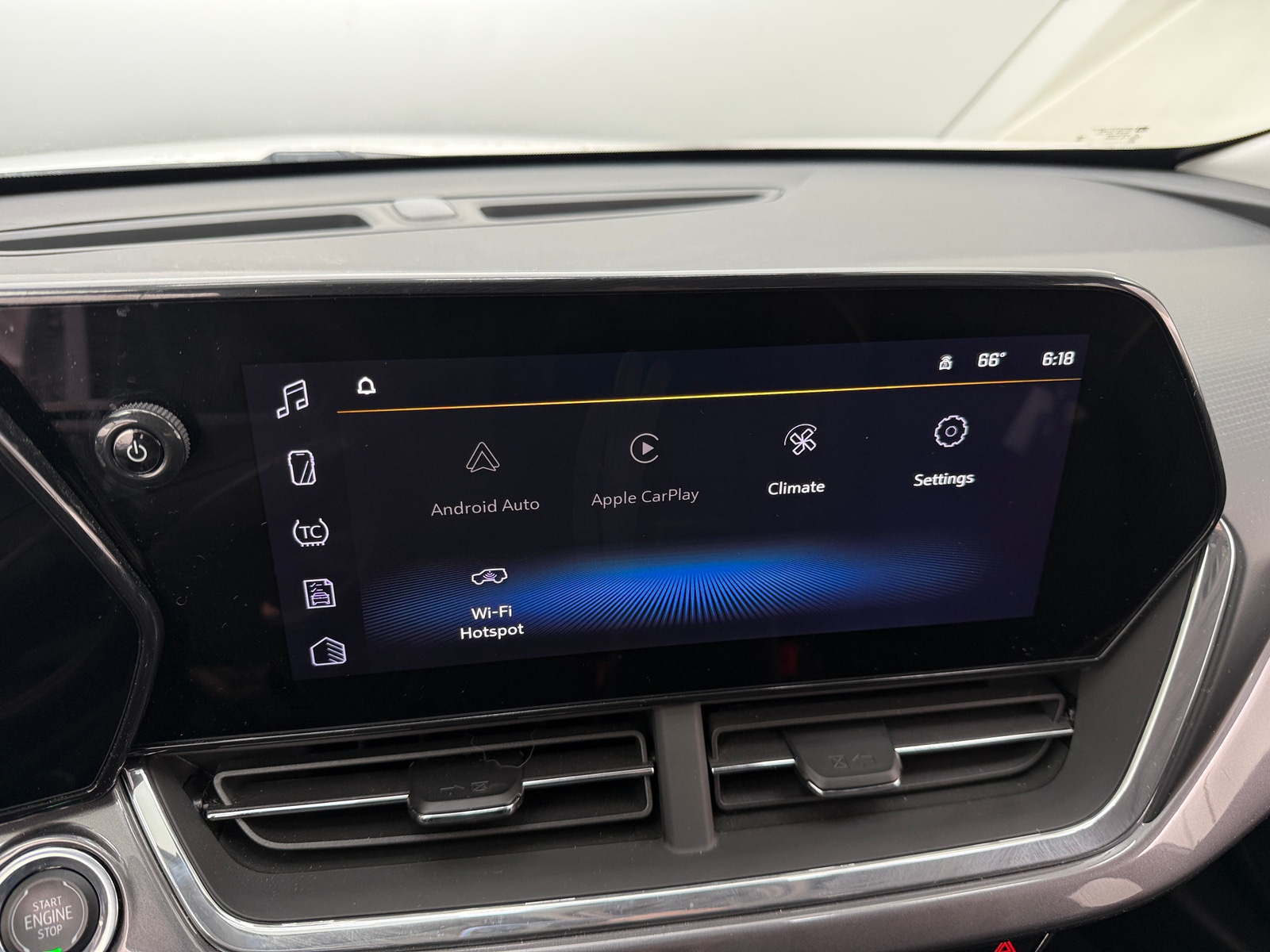 Thumbnail: 2025 Chevrolet Trax - 3