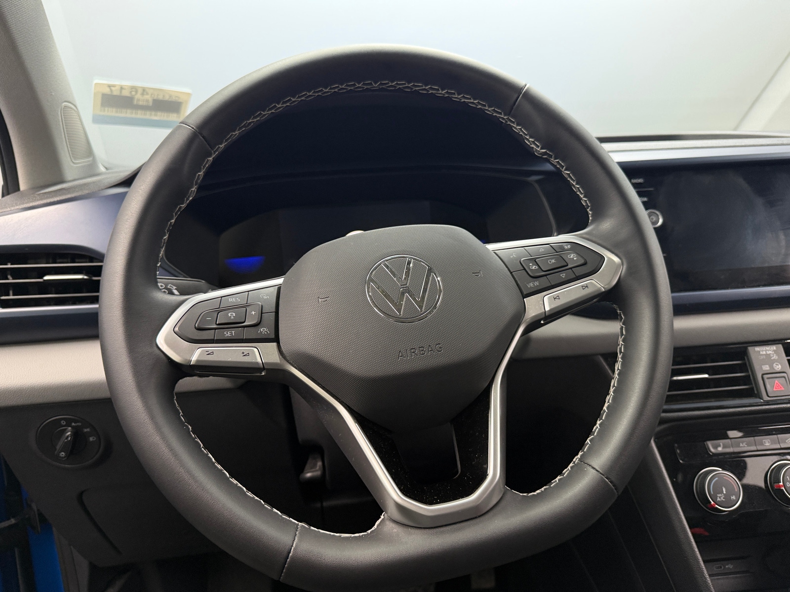 Thumbnail: 2023 Volkswagen Taos - 5