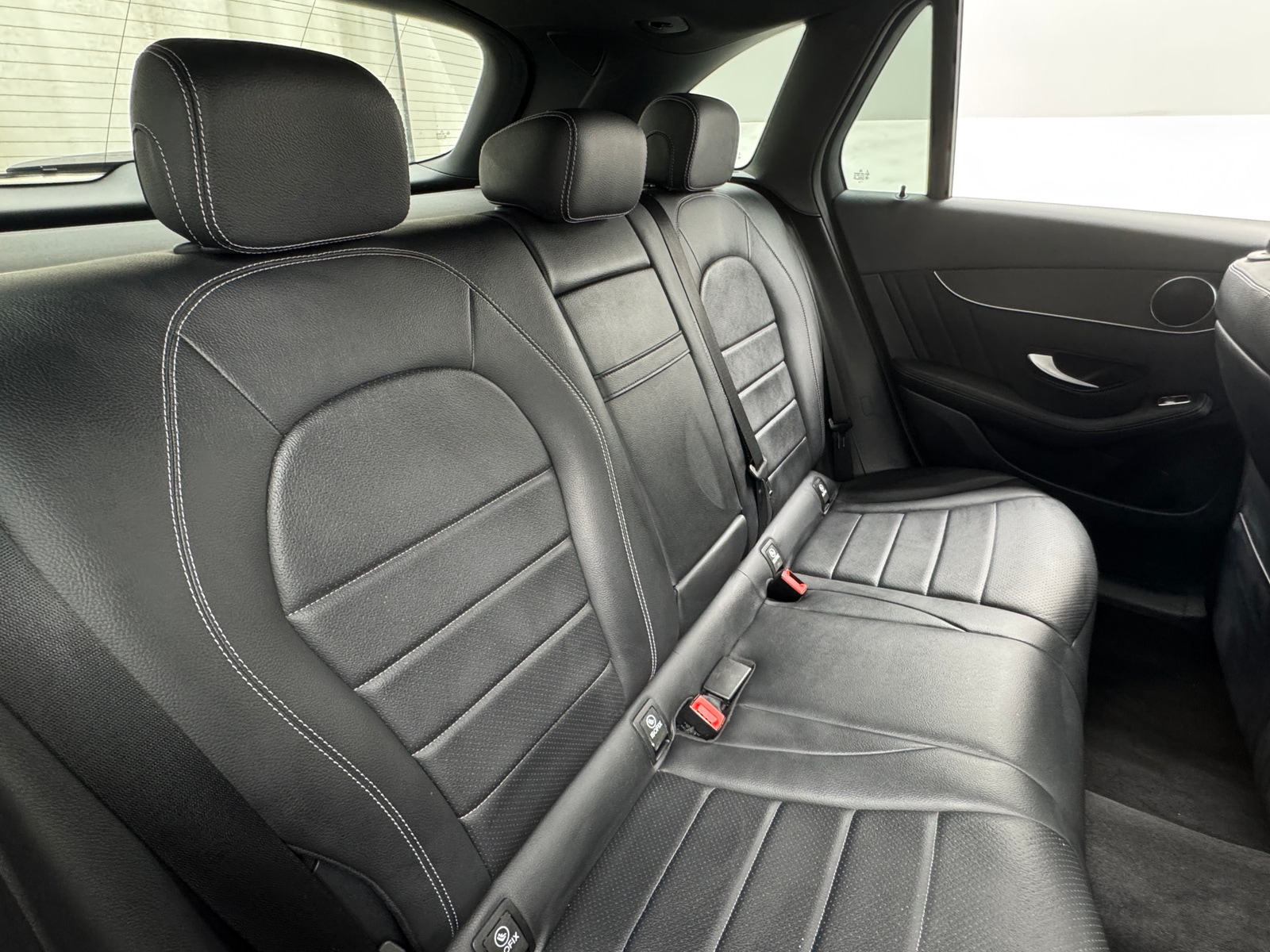 Thumbnail: 2022 Mercedes-Benz GLC - 5