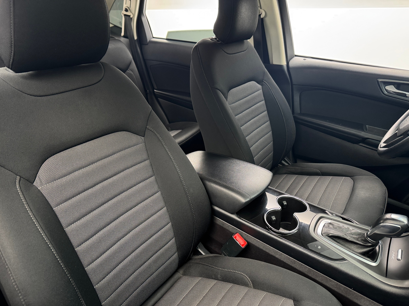 Thumbnail: 2017 Ford Edge - 2