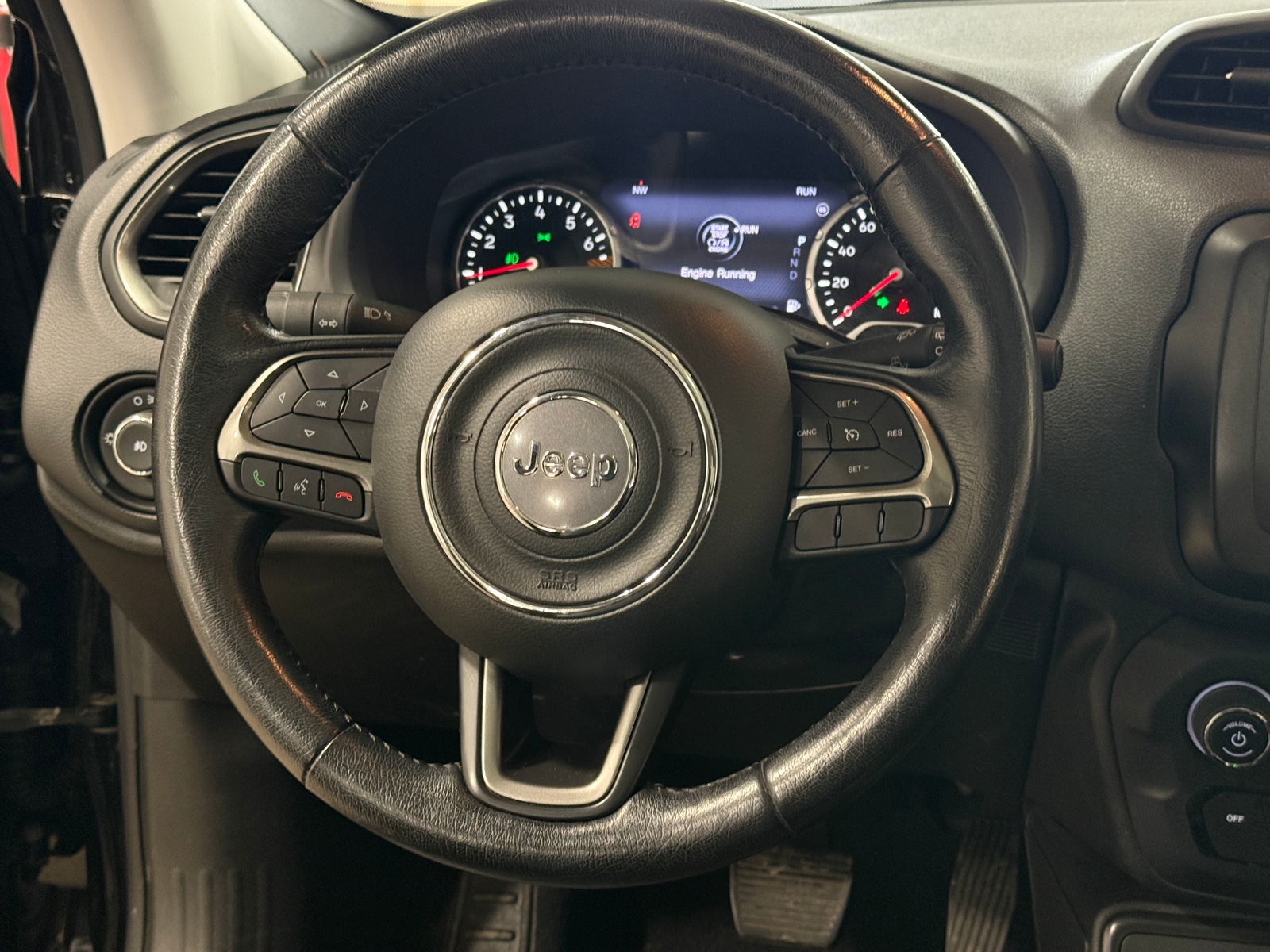 Thumbnail: 2020 Jeep Renegade - 4