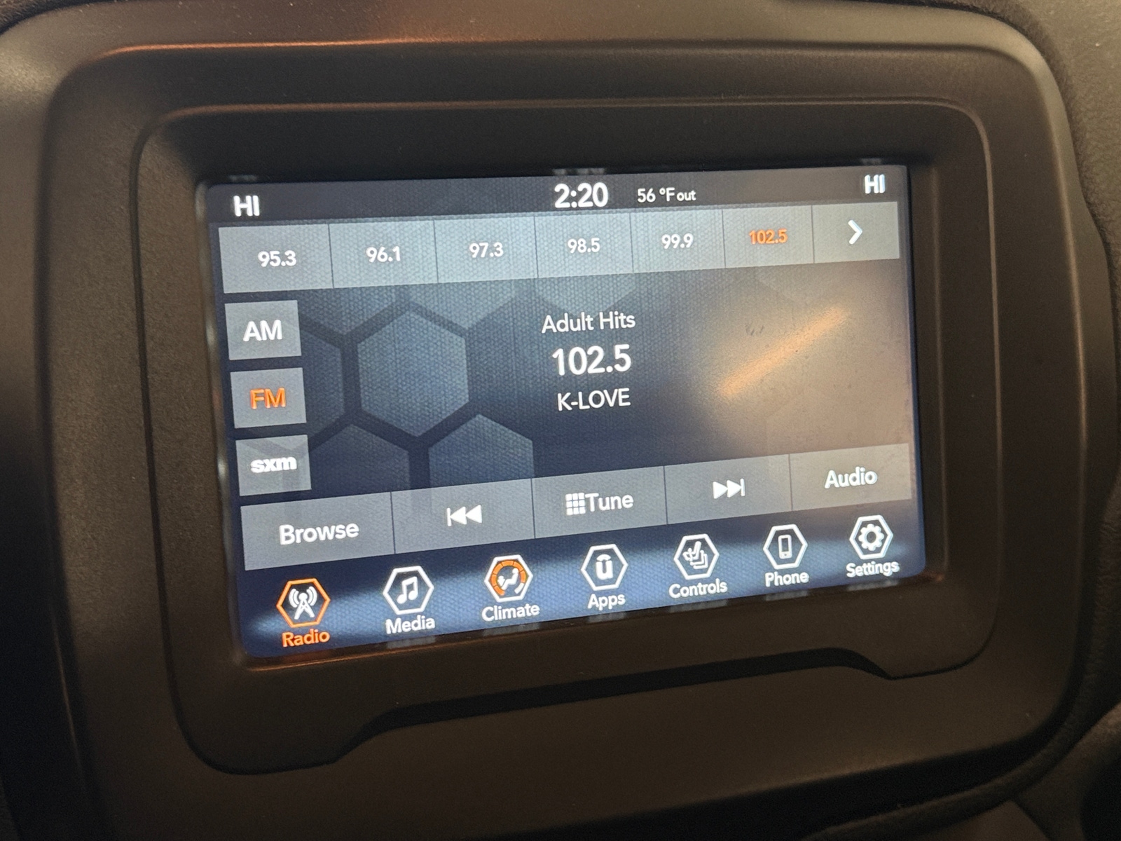 Thumbnail: 2020 Jeep Renegade - 3