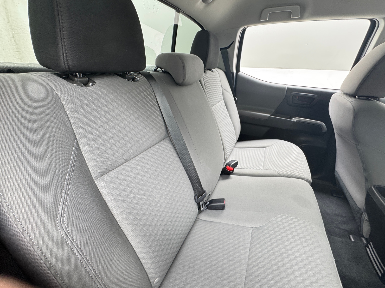 Thumbnail: 2022 Toyota Tacoma - 6