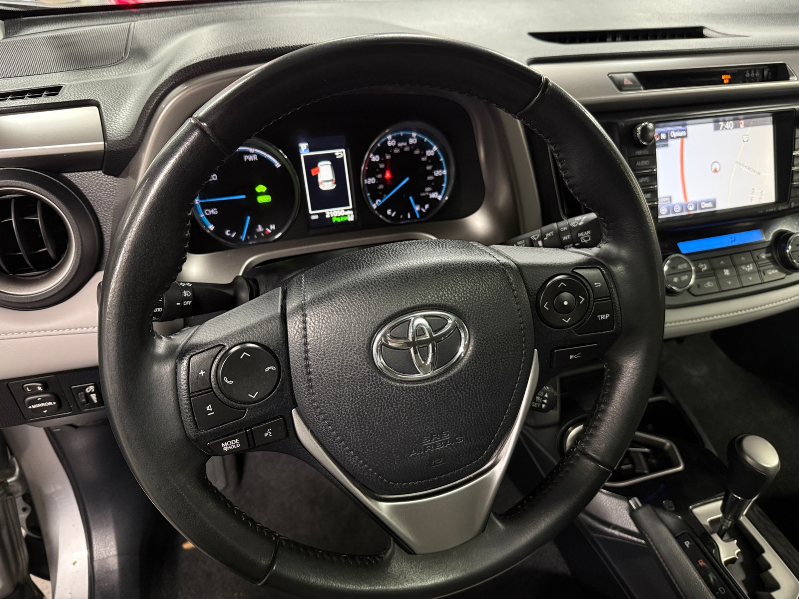 Thumbnail: 2018 Toyota RAV4 - 4