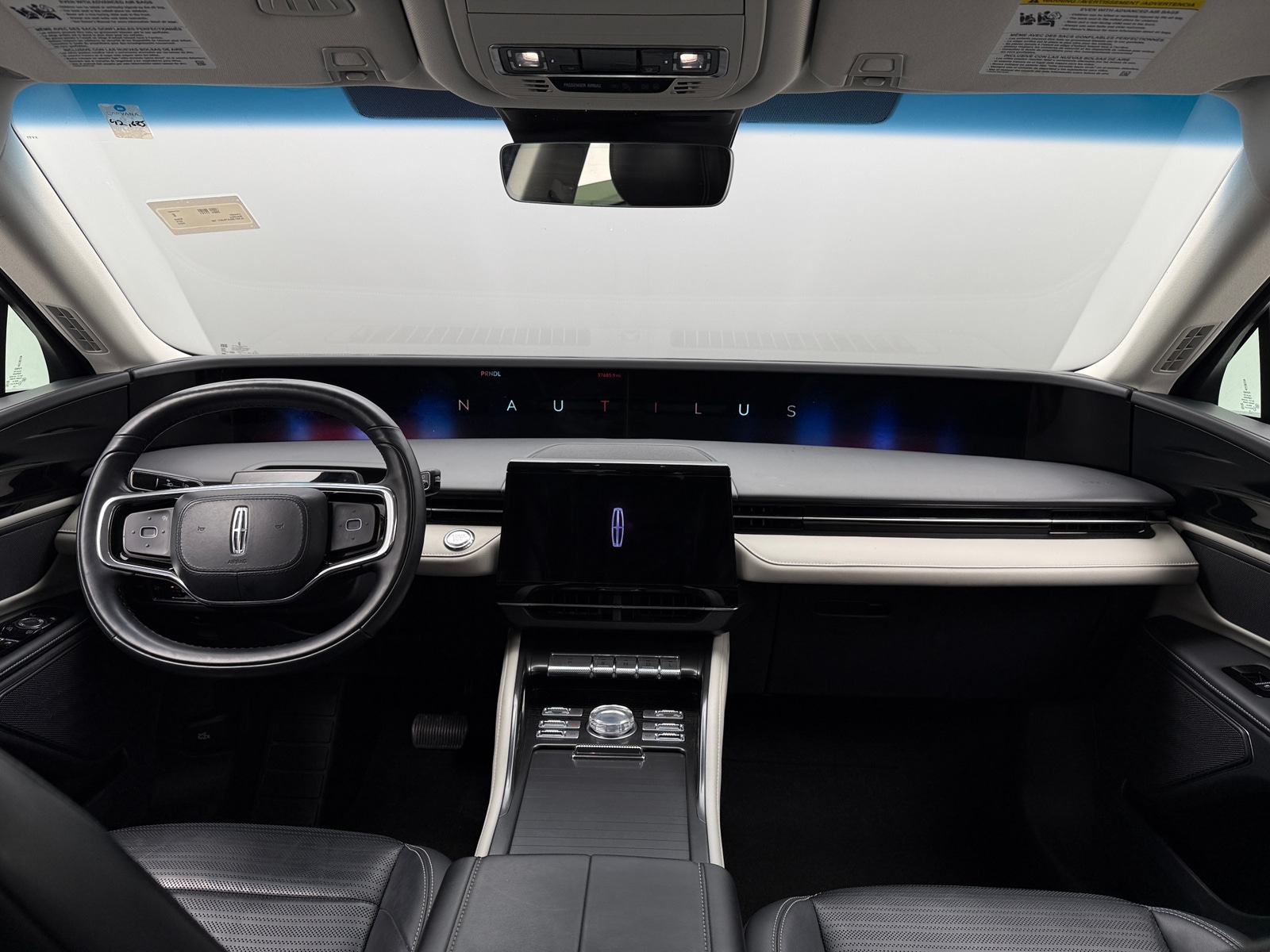 Thumbnail: 2024 Lincoln Nautilus - 2