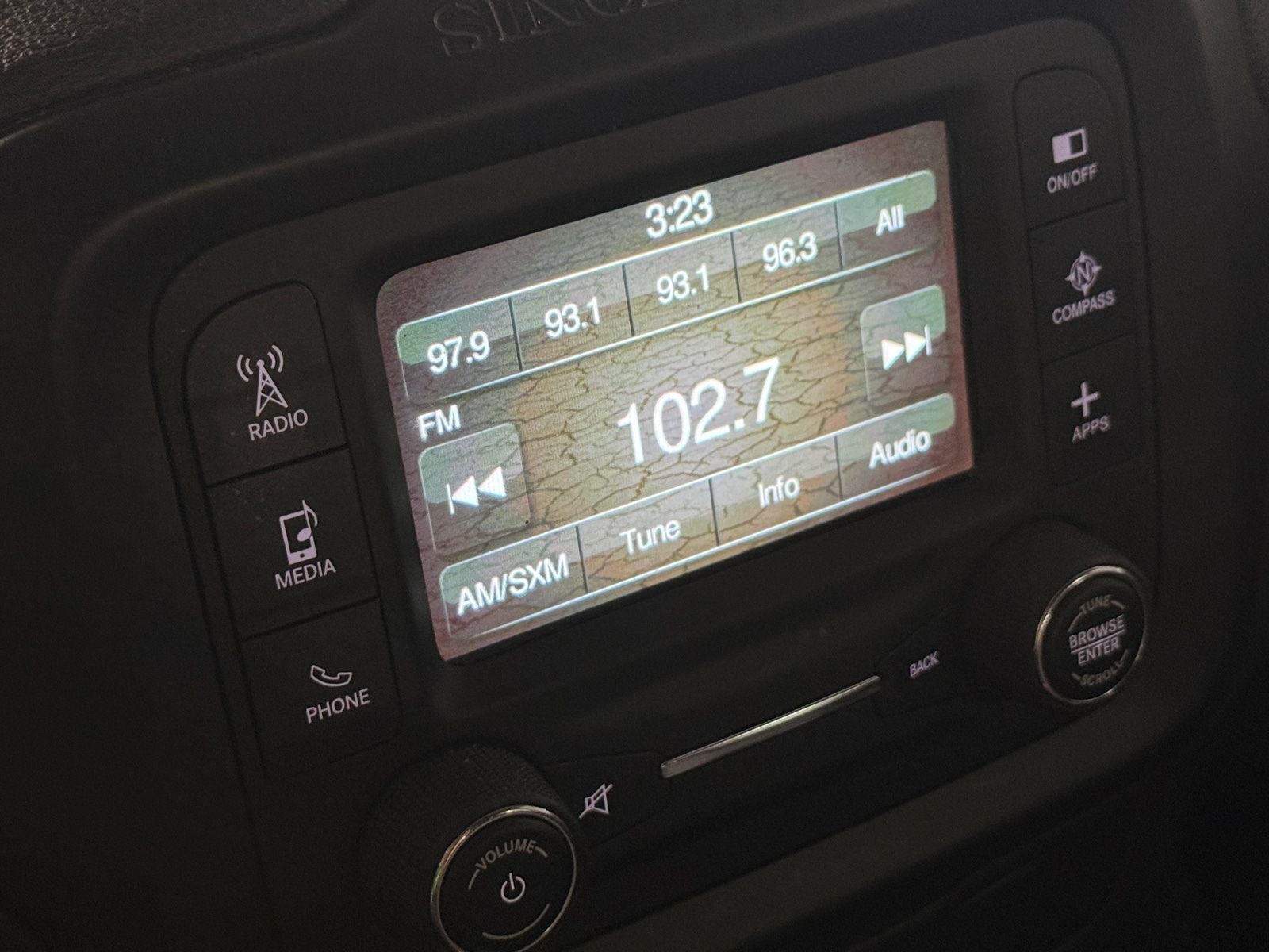 Thumbnail: 2017 Jeep Renegade - 4