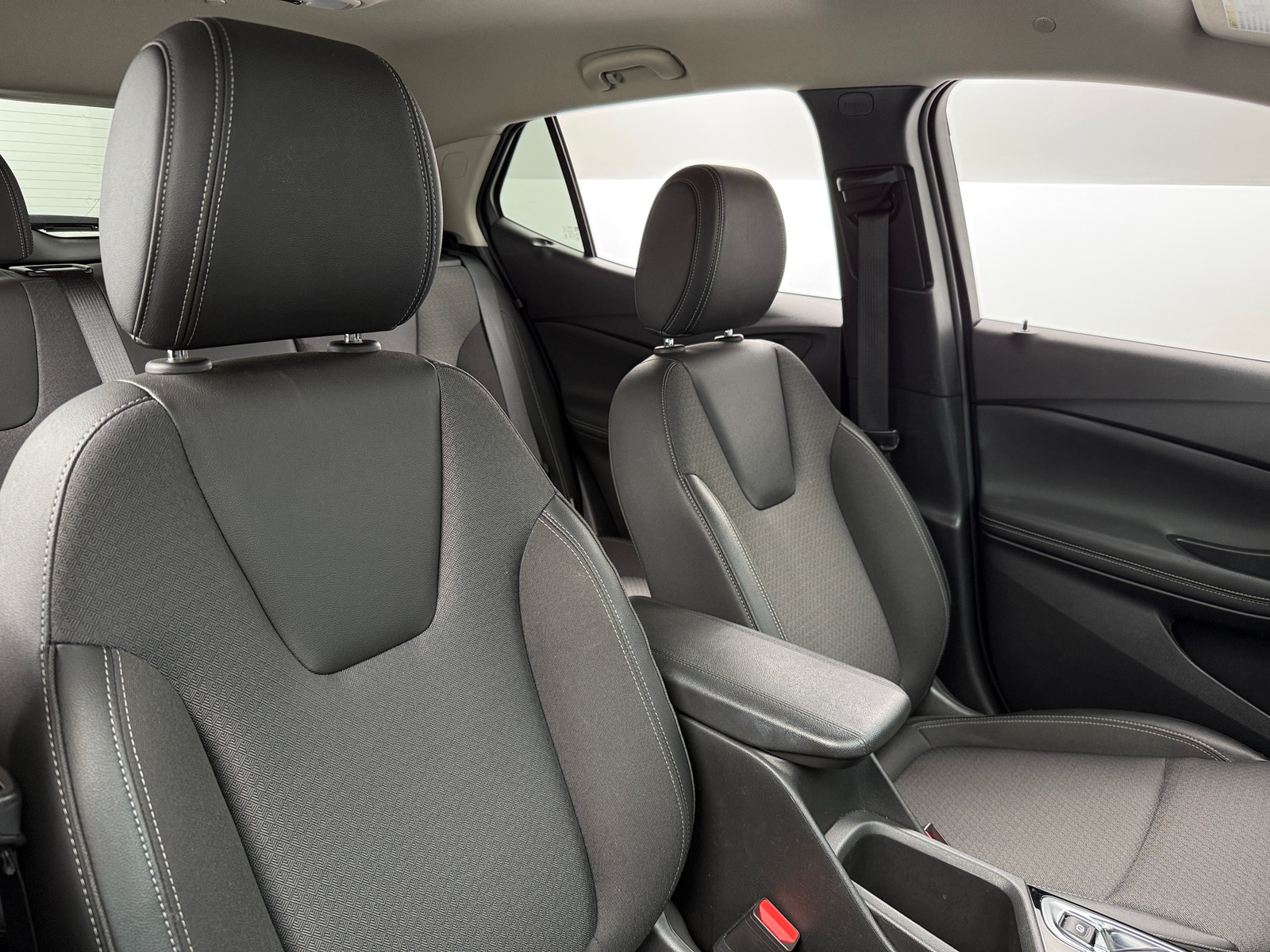 Thumbnail: 2025 Buick Encore GX - 2