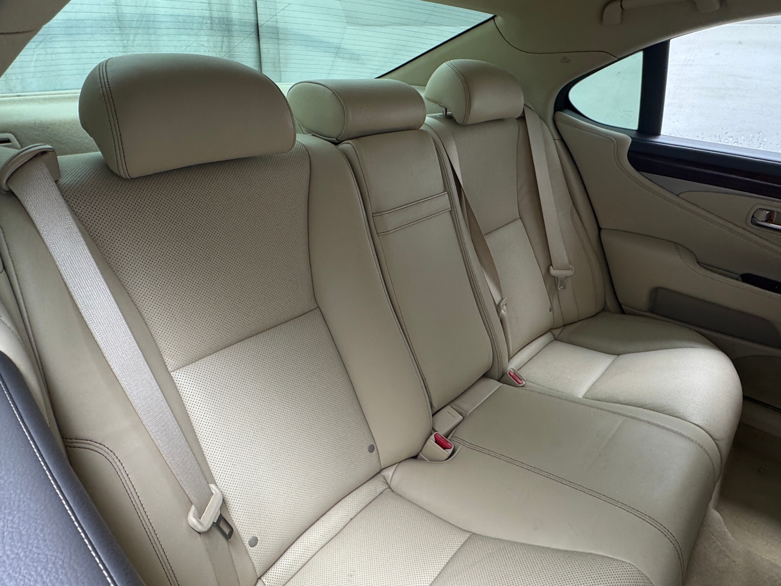 Thumbnail: 2015 Lexus LS - 5