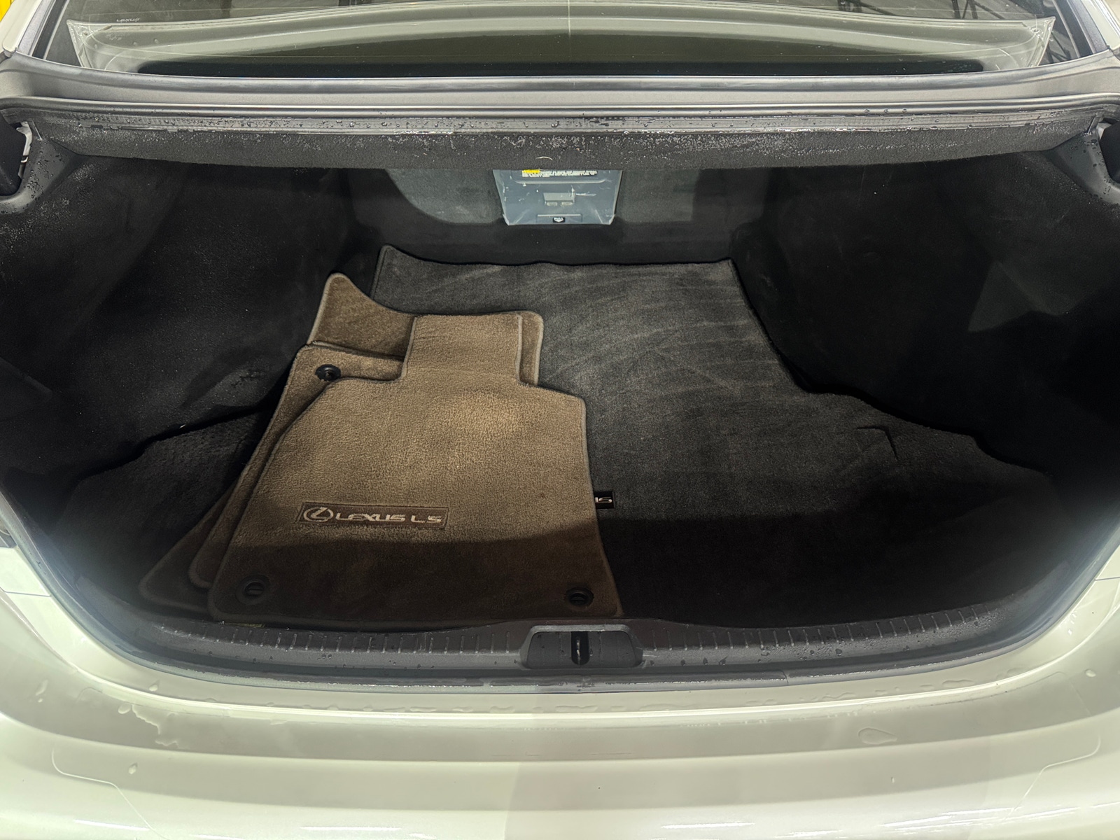 Thumbnail: 2015 Lexus LS - 6