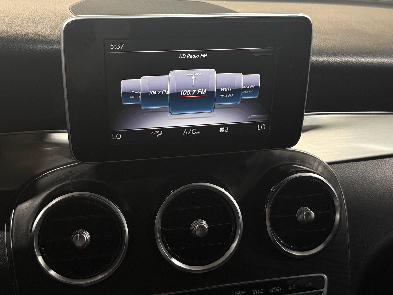 Thumbnail: 2019 Mercedes-Benz GLC - 3