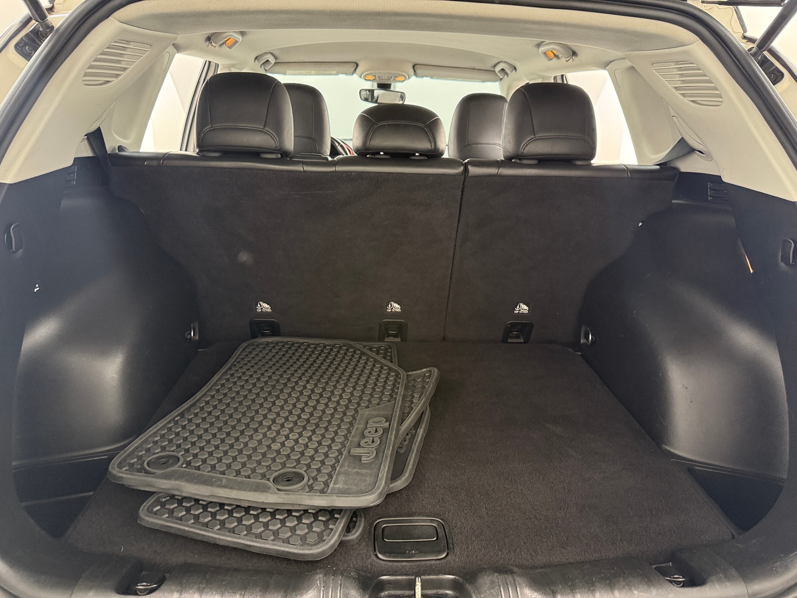 Thumbnail: 2020 Jeep Compass - 7