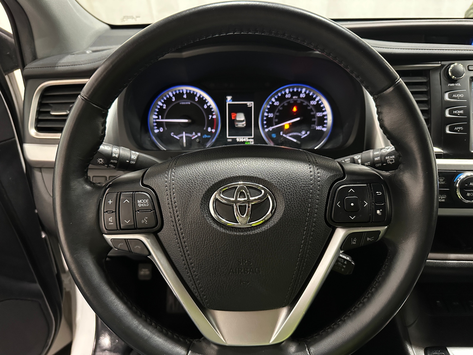 Thumbnail: 2019 Toyota Highlander - 4