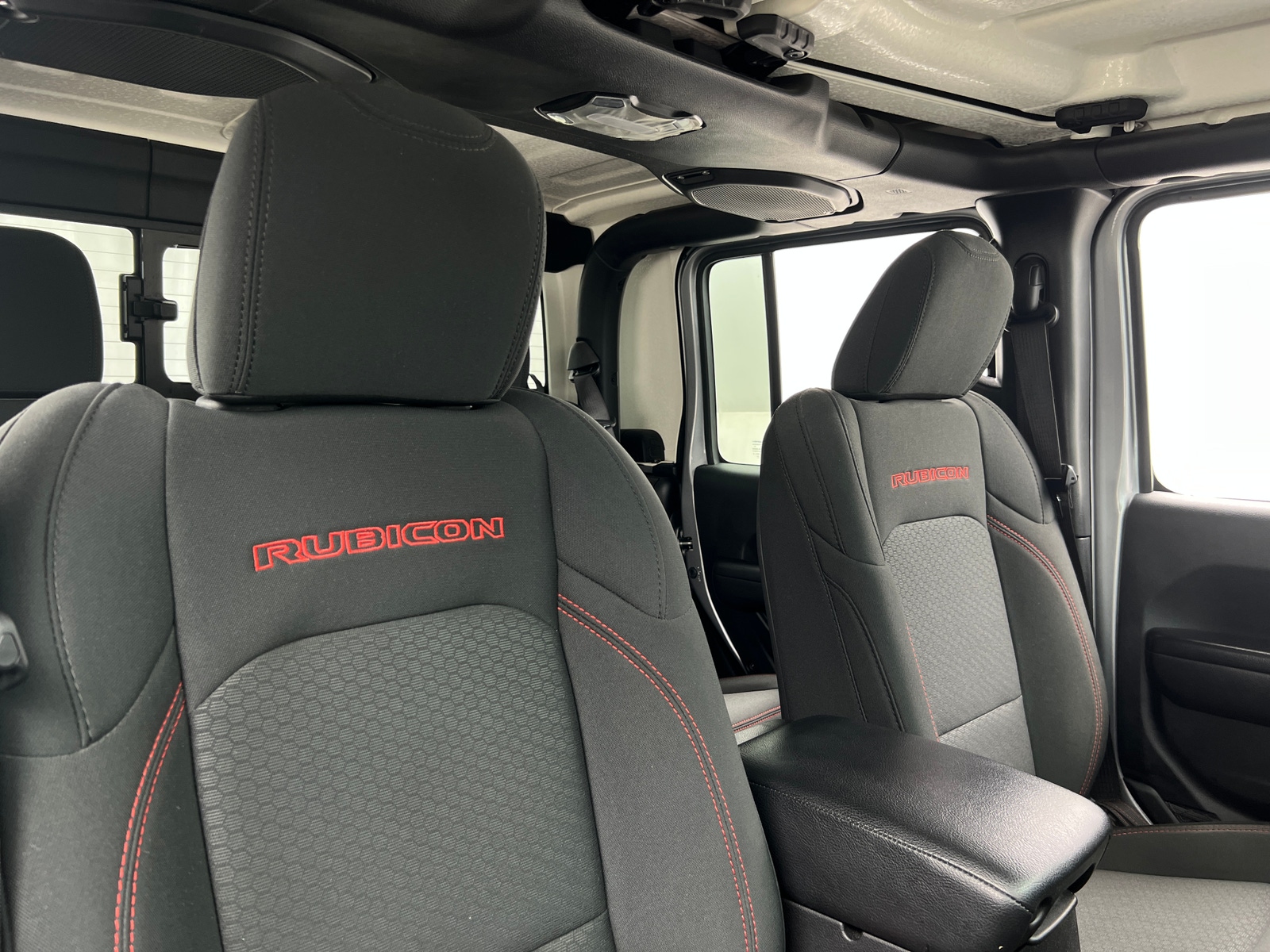 Thumbnail: 2020 Jeep Gladiator - 2