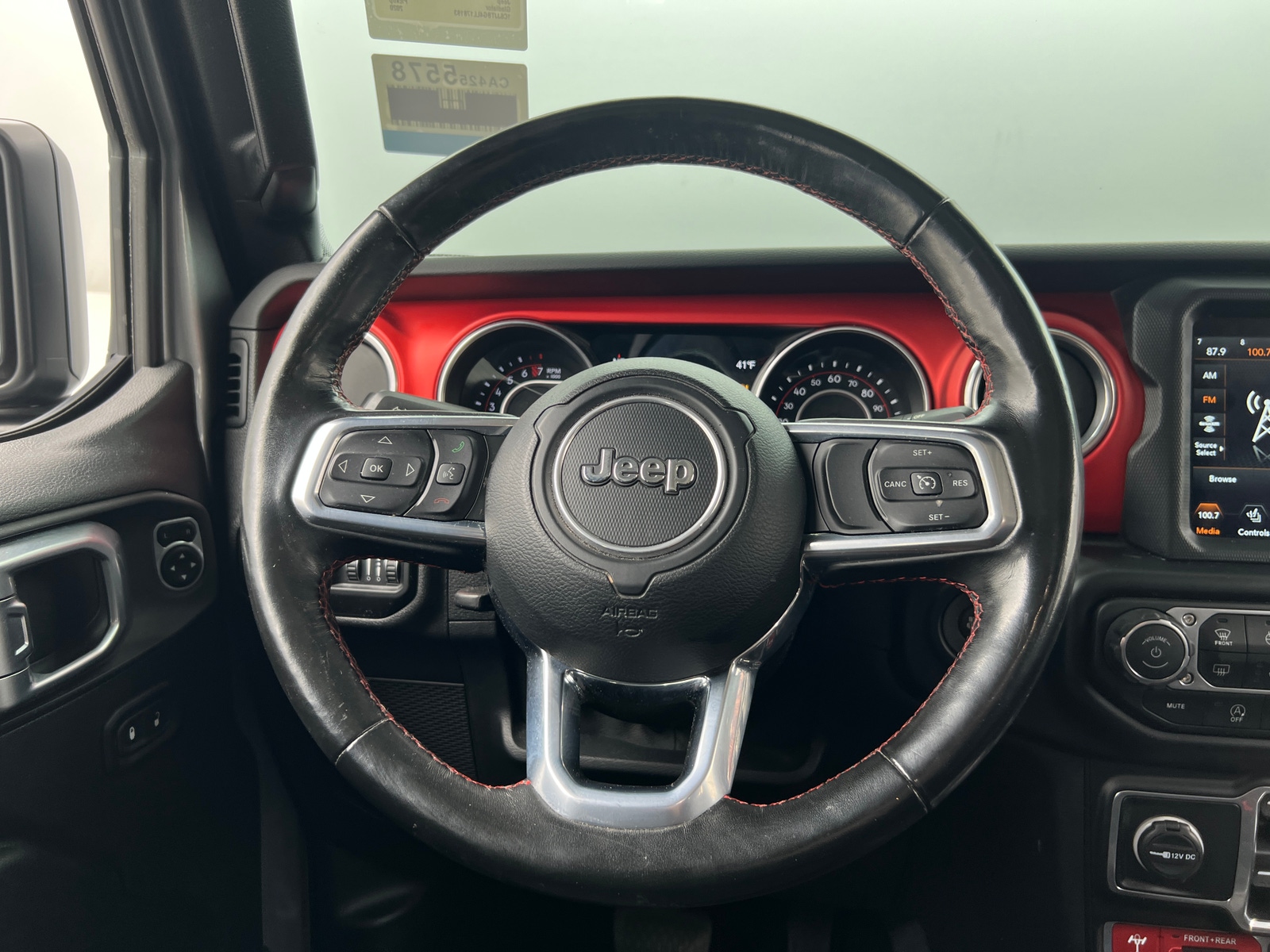 Thumbnail: 2020 Jeep Gladiator - 5