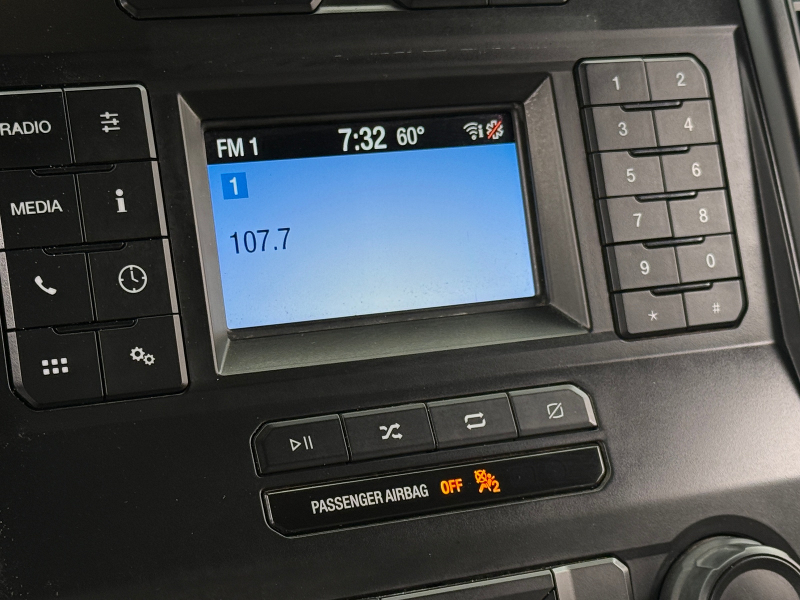 Thumbnail: 2020 Ford Econoline - 4